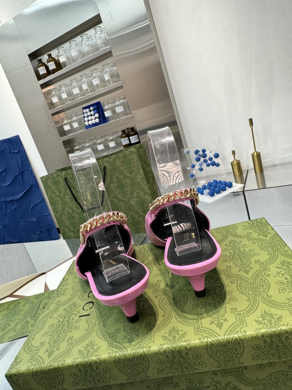 GUCCI SIGNORIA SLINGBACK PUMP mid-heel shoes