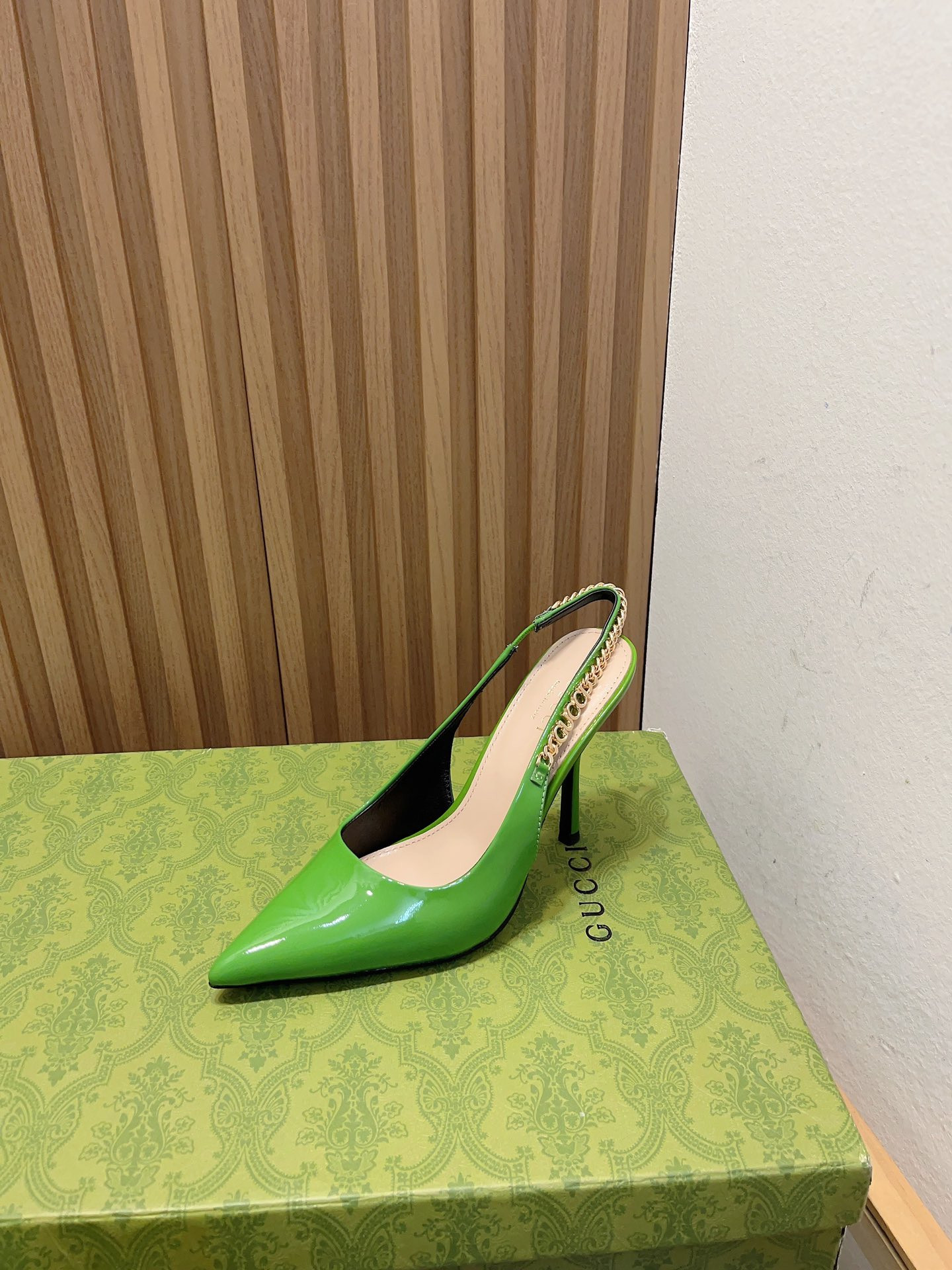 GUCCI SIGNORIA SLINGBACK PUMP High