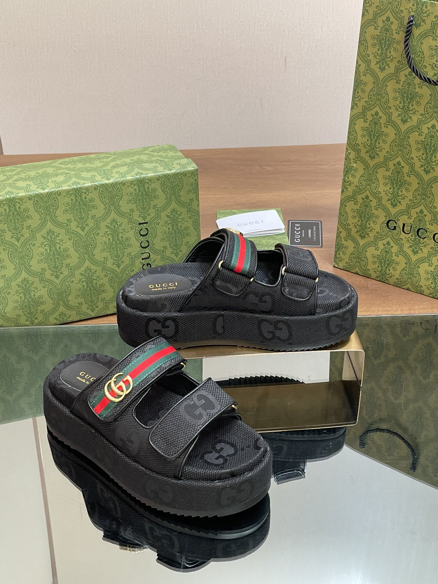 Gucci WOMEN