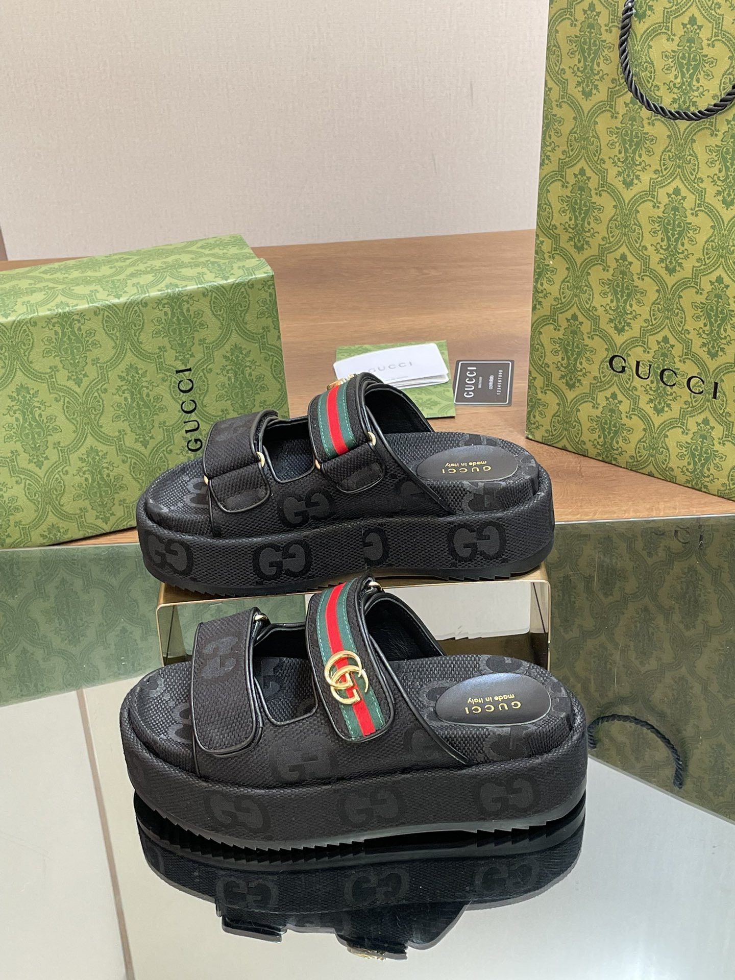Gucci WOMEN