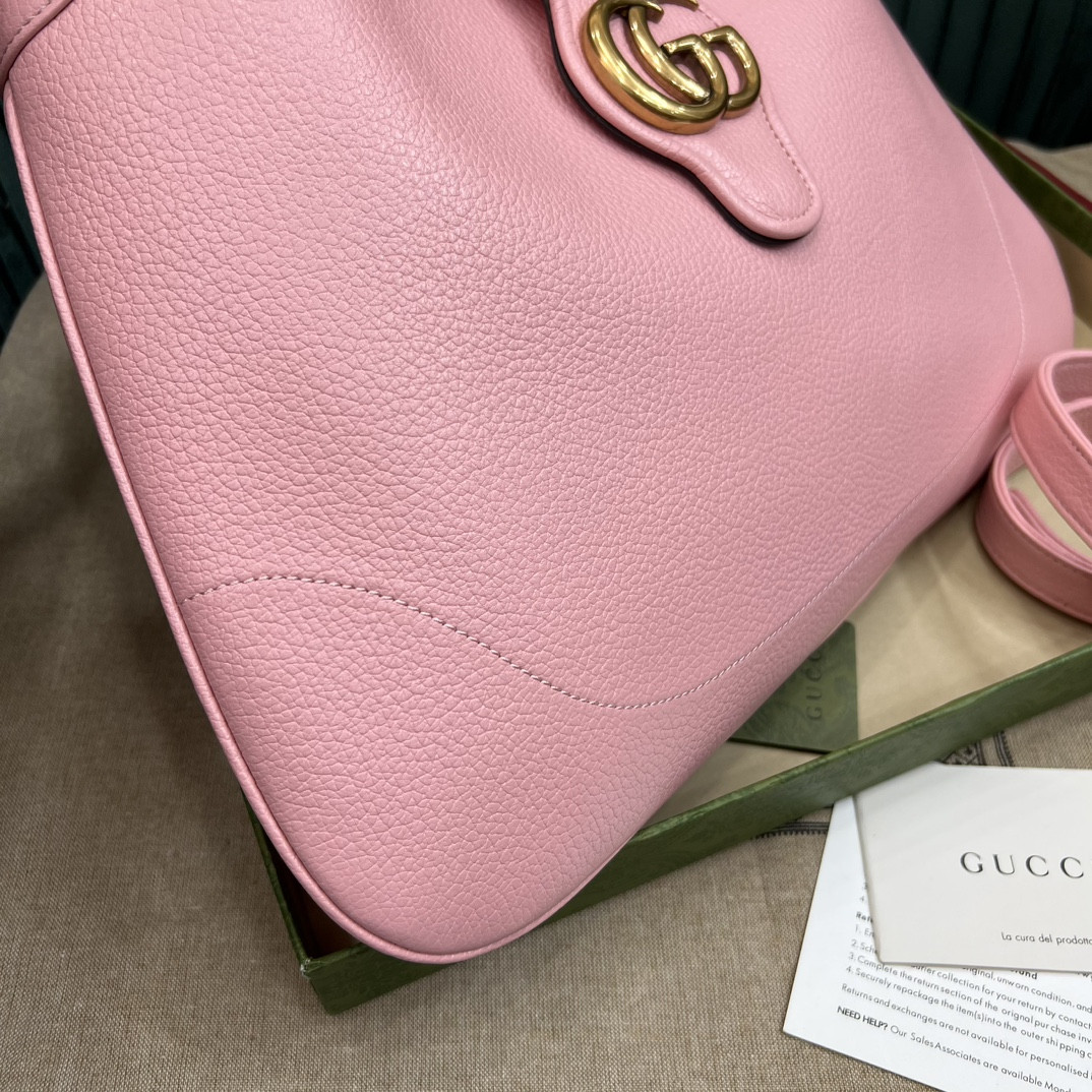 GUCCI Aphrodite medium shoulder 15.3x 15x 8 inches
