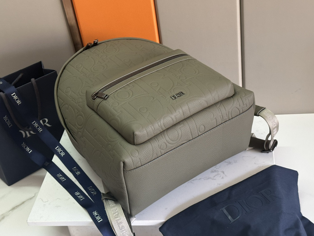 Dior Rider 2.0 Backpack  Khaki Dior Gravity Leather and Khaki Grained Calfskin 31 x 40 x 18 cm