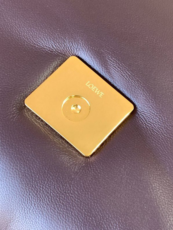 LOEWE Puffer Goya bag 23×17×9CM