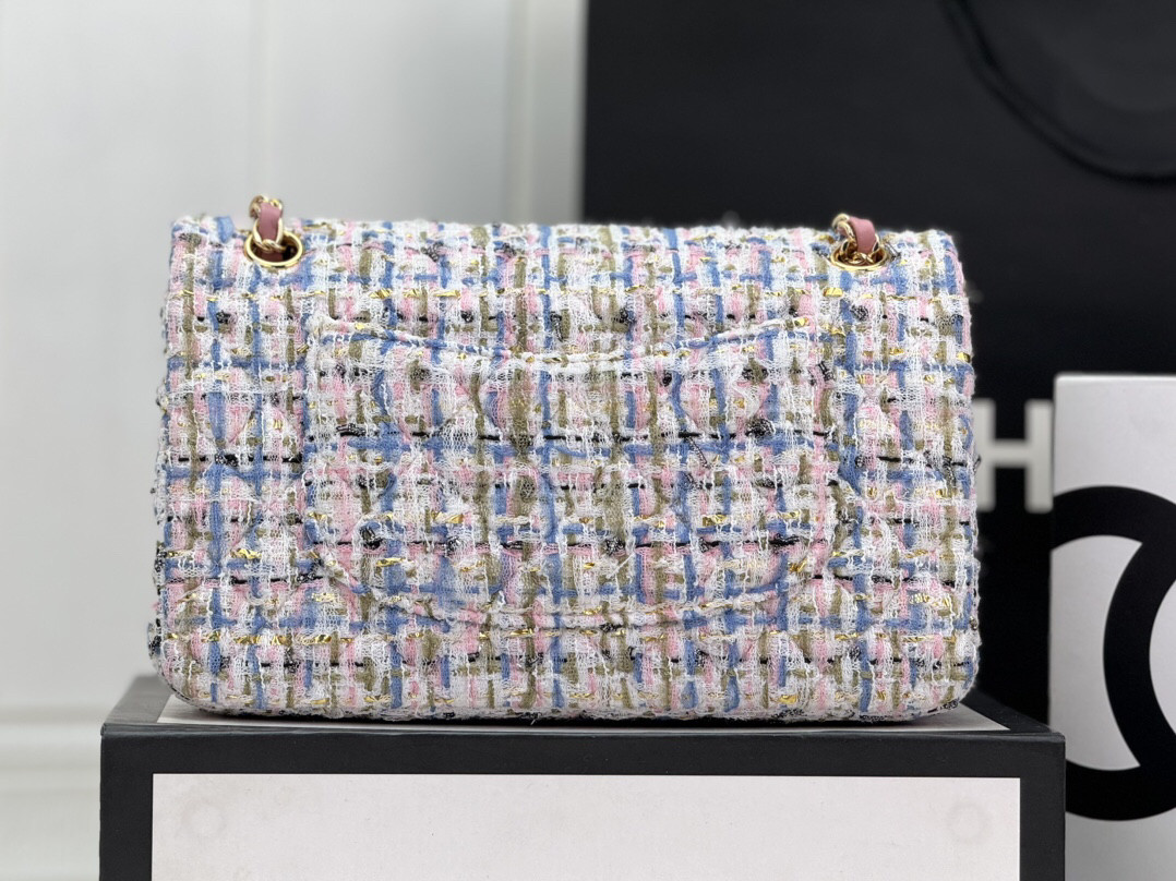 CHANEL MINI CLASSIC 11.12 HANDBAG 20 12 × 20 × 6 cm