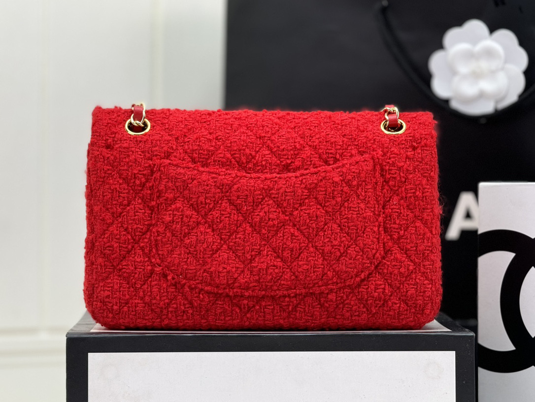 CHANEL MINI CLASSIC 11.12 HANDBAG 25 15.5 × 25.5 × 6.5 cm