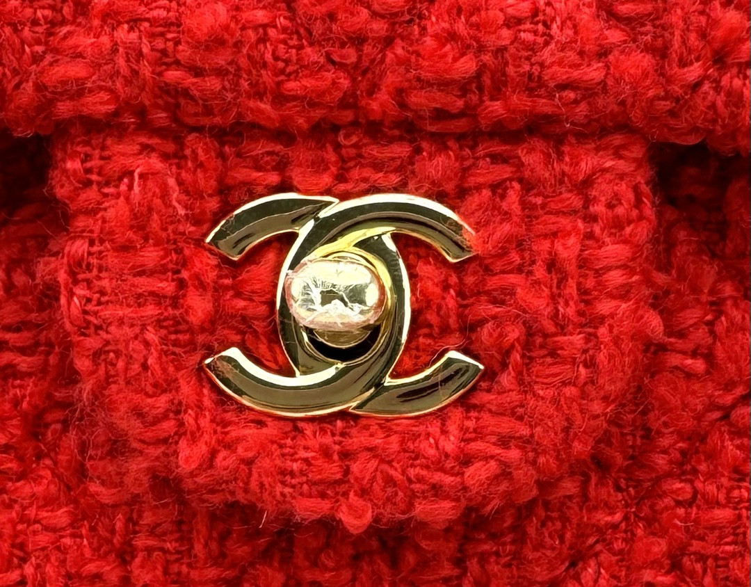 CHANEL MINI CLASSIC 11.12 HANDBAG 25 15.5 × 25.5 × 6.5 cm