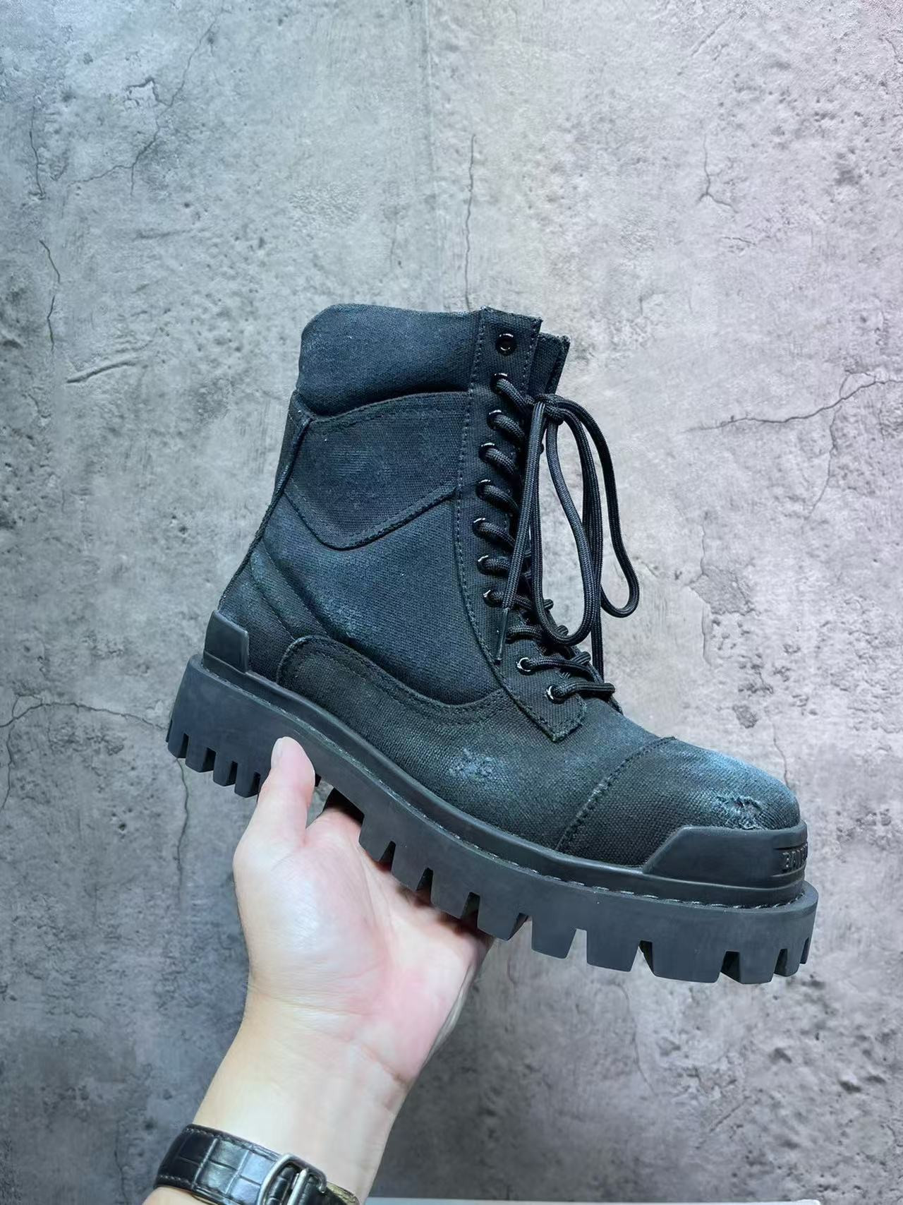 UA Balenciaga MEN