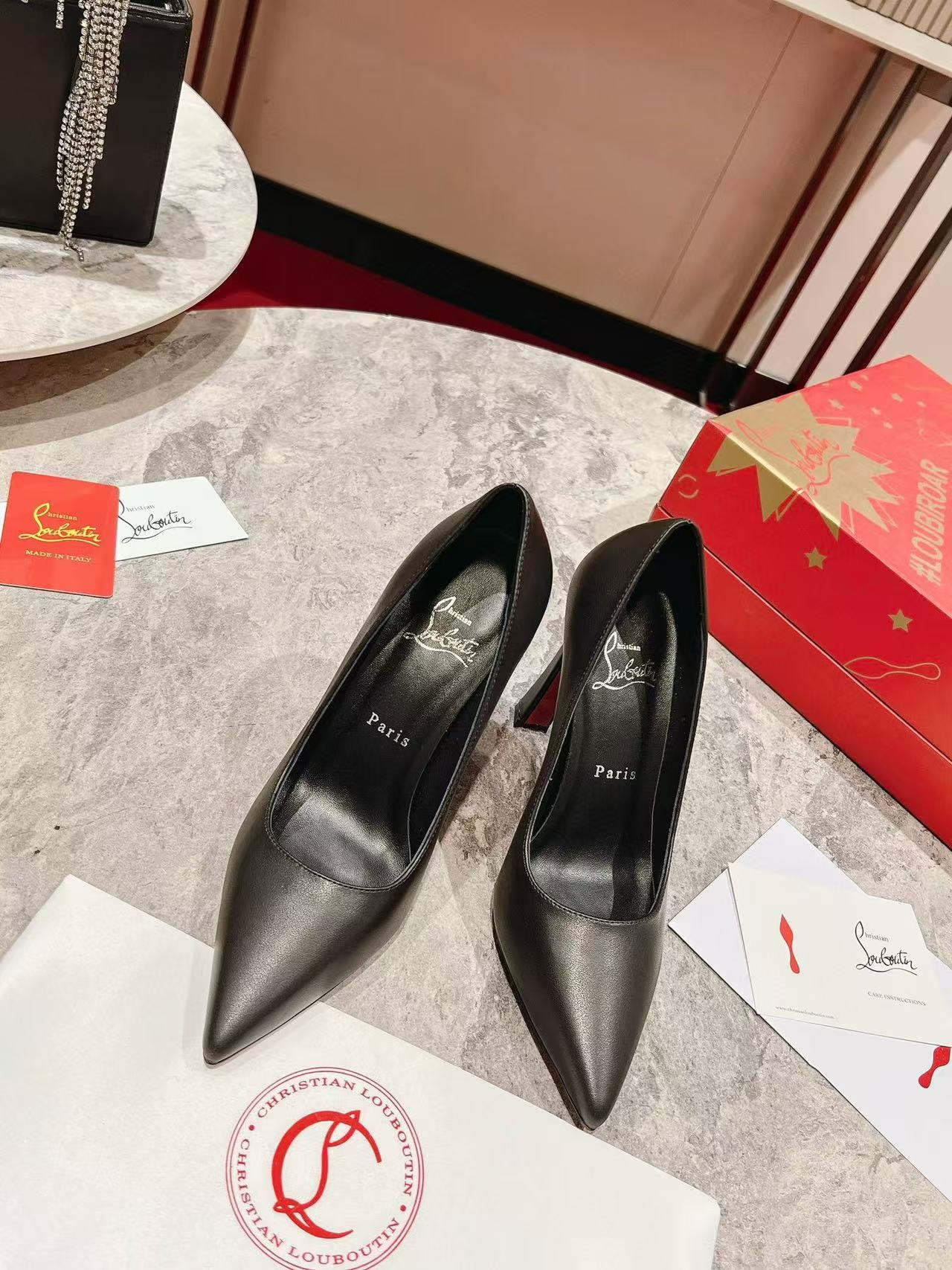 UA Christian Louboutin  10cm