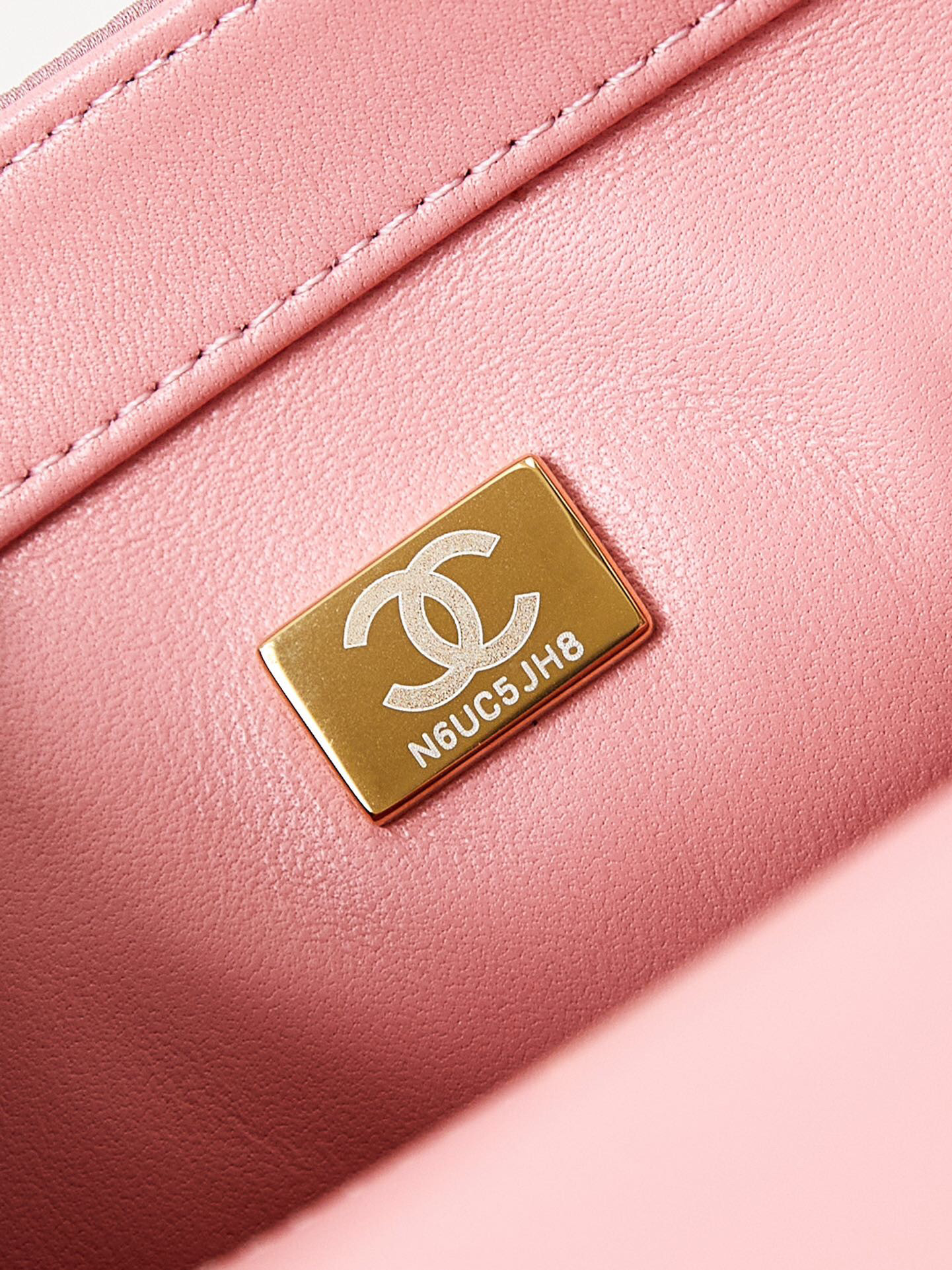 Chanel Mini CF Rose Gold Hardware 20x15x7cm