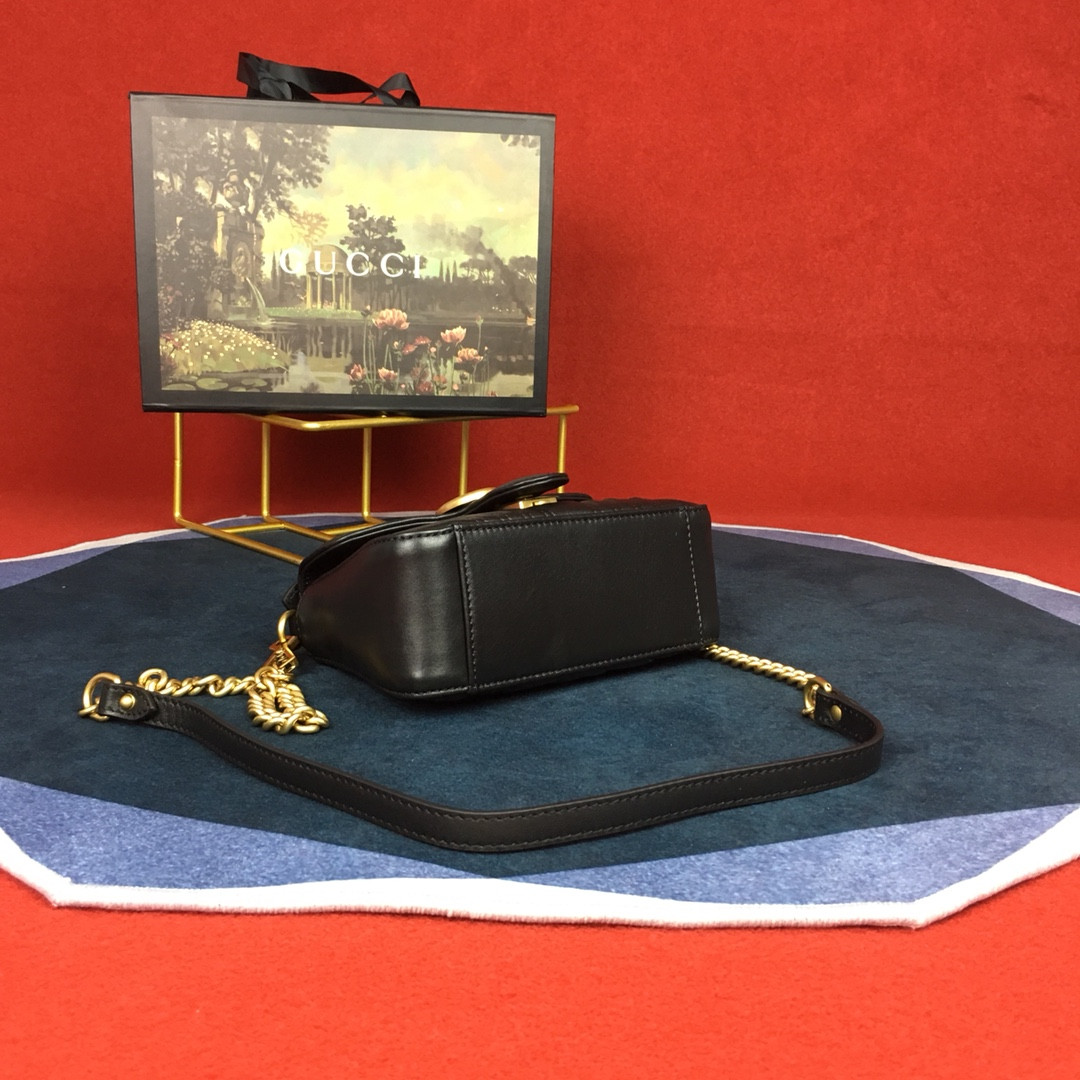 GUCCI GG MARMONT MATELASSÉ MINI BAG BLACK 21.6 x12.7 x 6.4cm