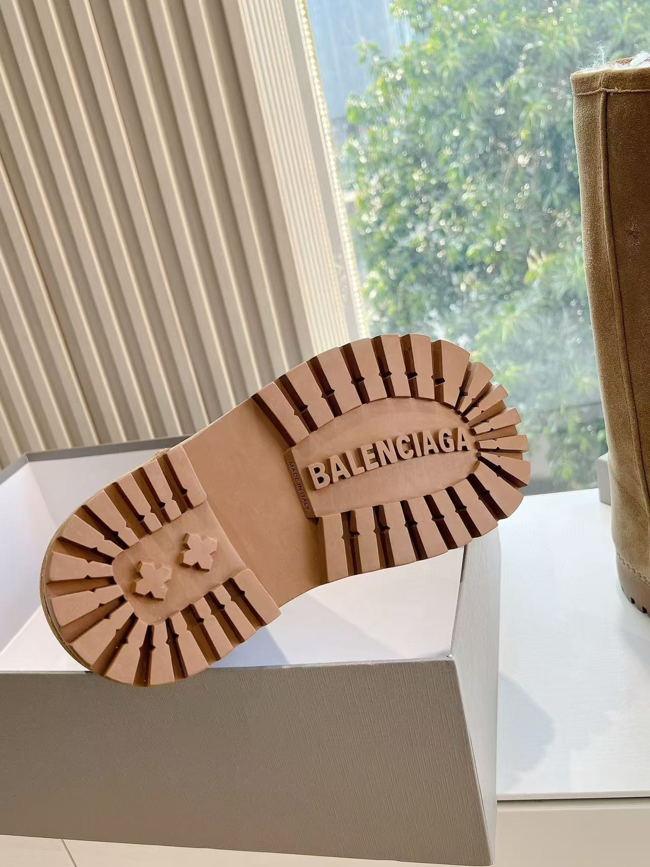 UA Balenciaga Snow Boots