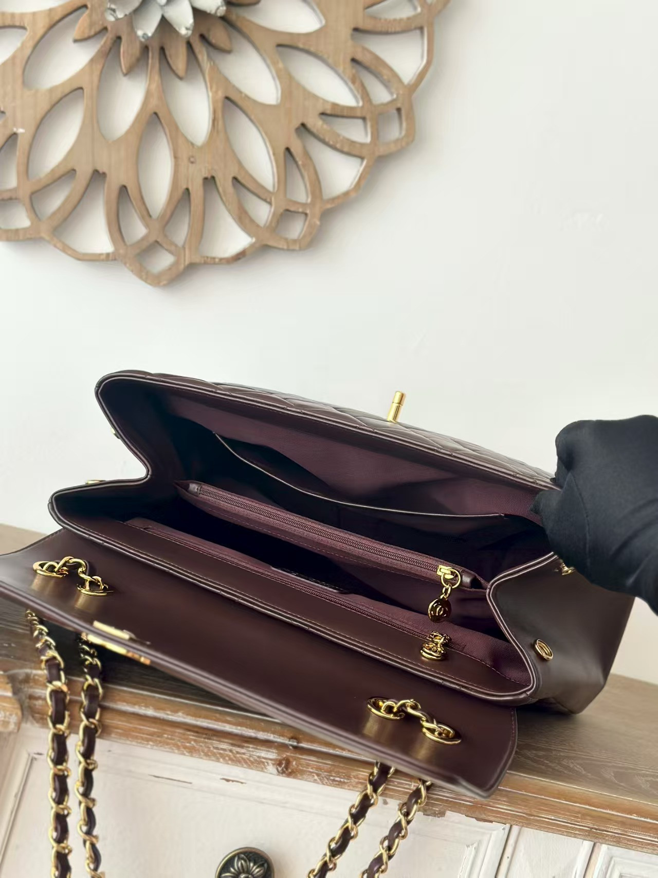 Chanel shoulder chain bag 33x11x23cm