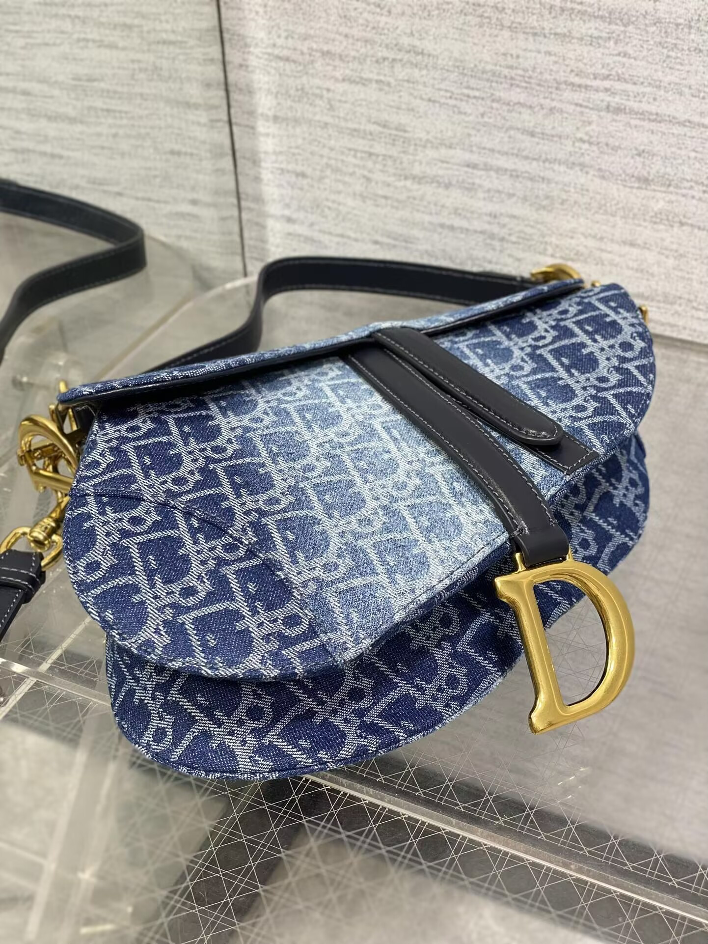 Dior Saddle Bag with Strap  Blue Denim Dior Oblique Jacquard 25.5 x 20 x 6.5 cm