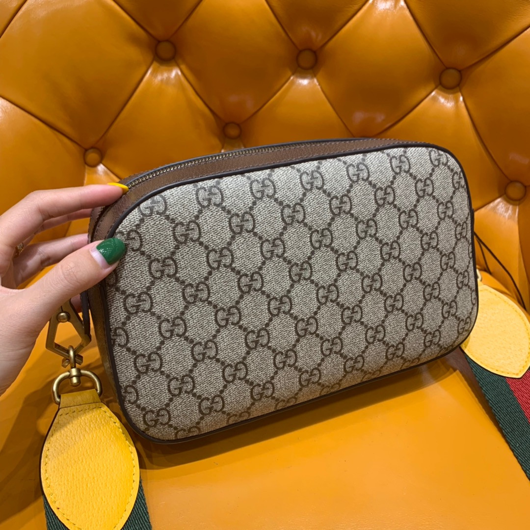 Neo Vintage GG Supreme messenger bag