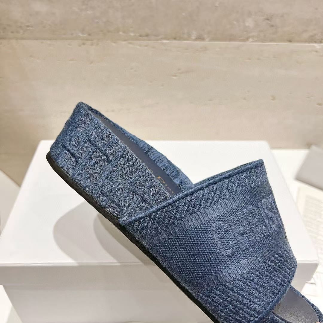 UA Dior Sandal