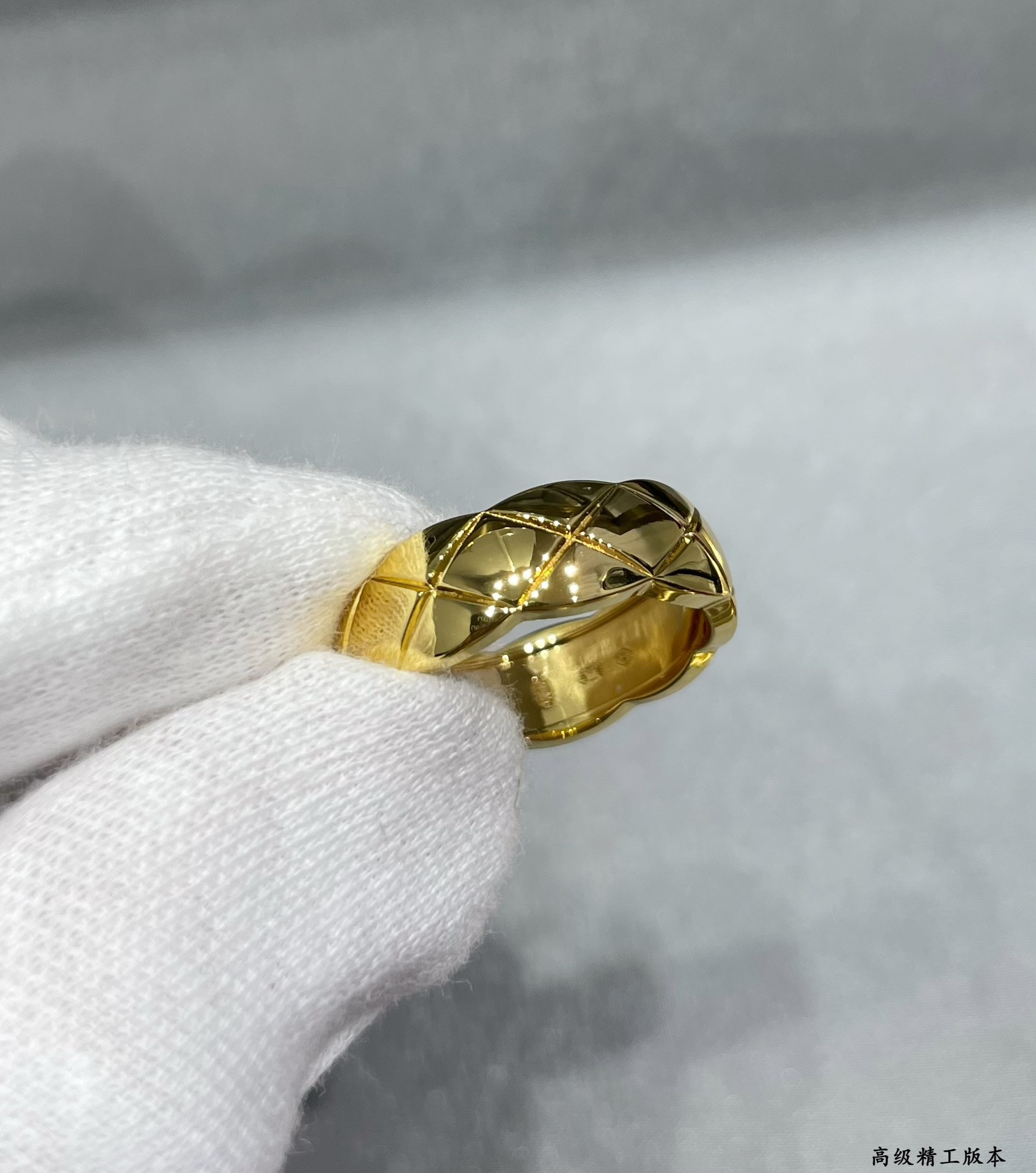 Chanel Wide Diamond Pattern Smooth Ring