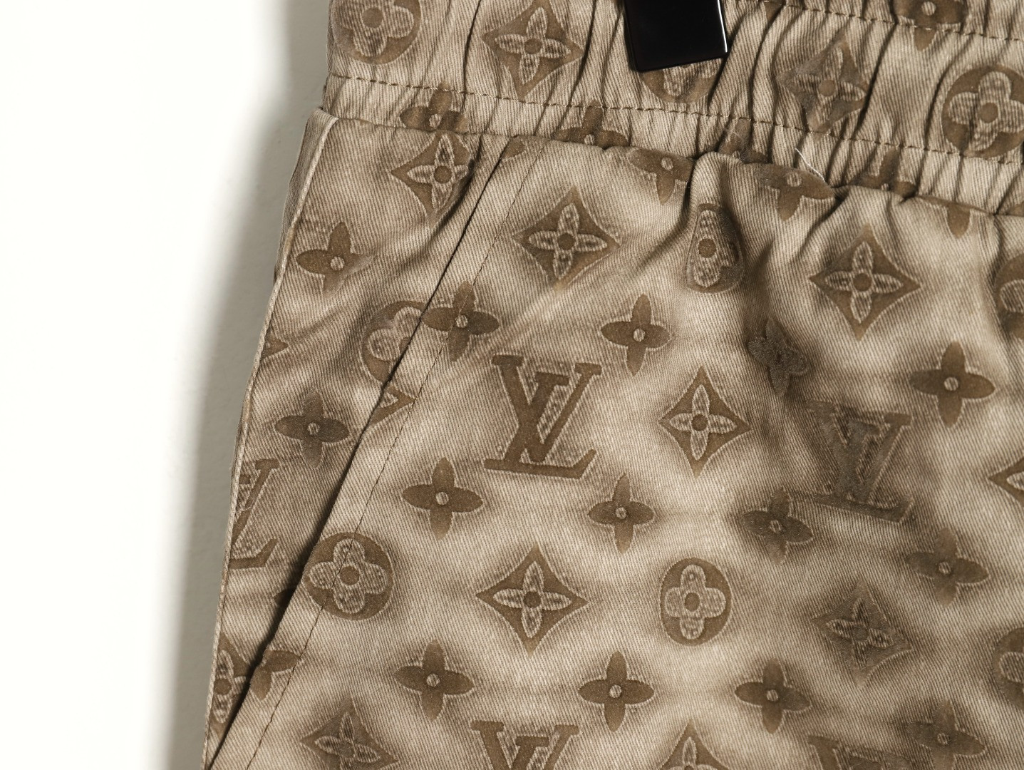 Louis Vuitton LV shorts