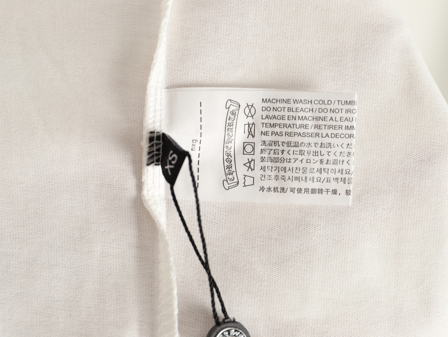 Ch*0me He**ts long-sleeved t-shirt