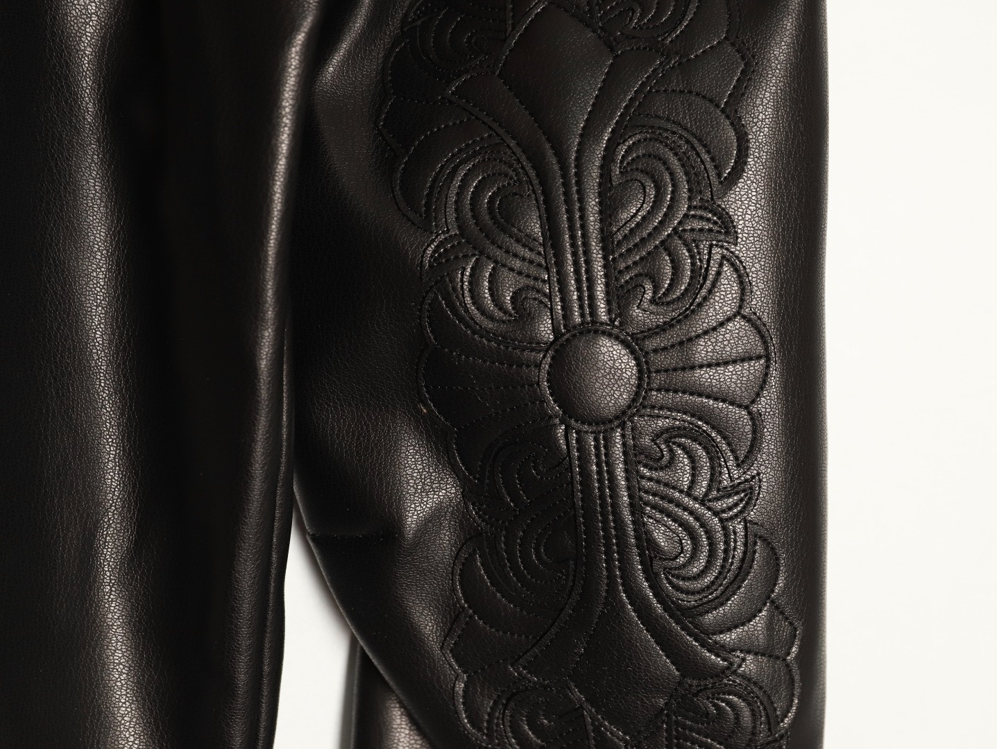 Ch*0me He**ts leather jacket