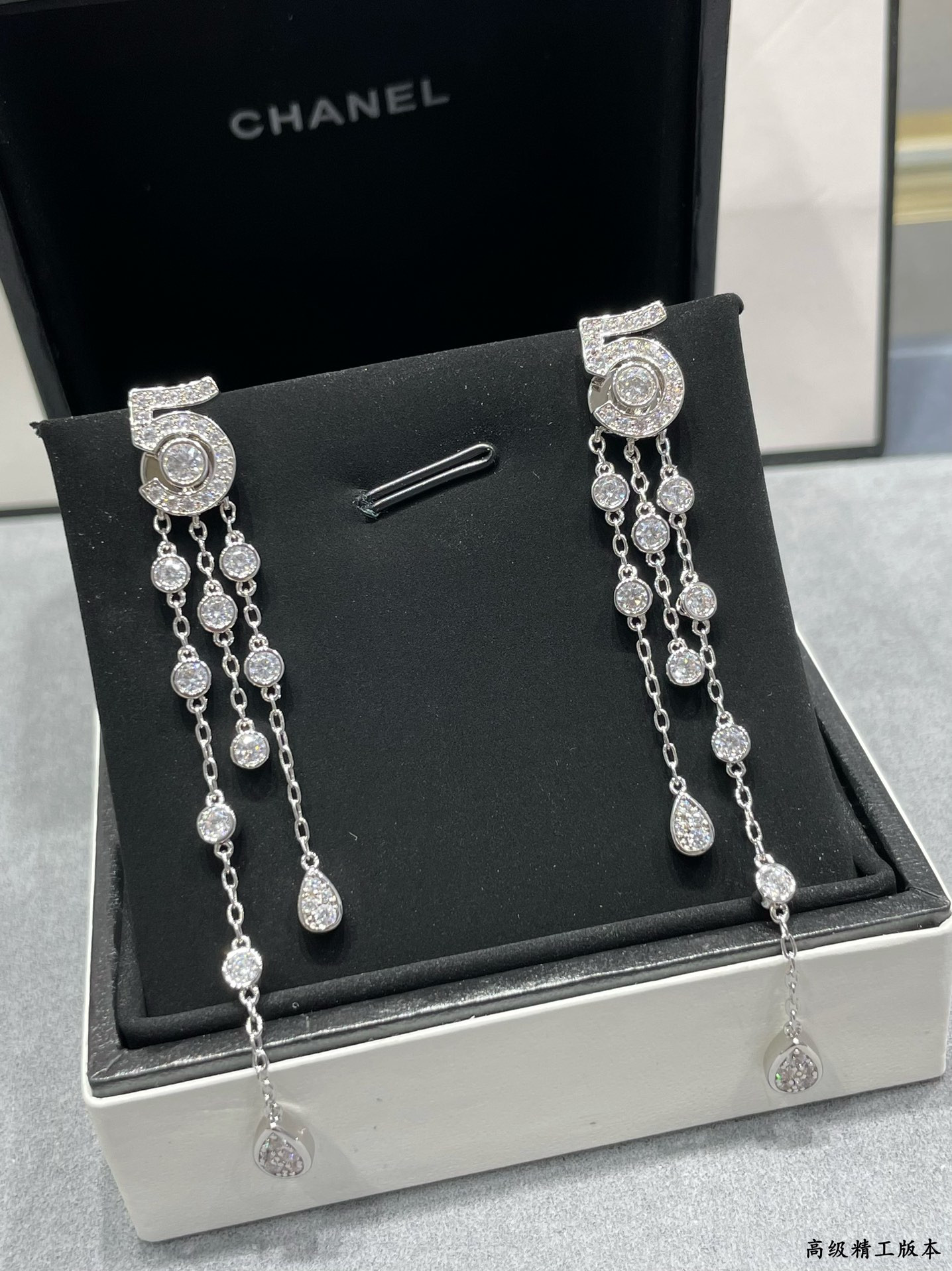 Chanel 5-word tassel Earrings