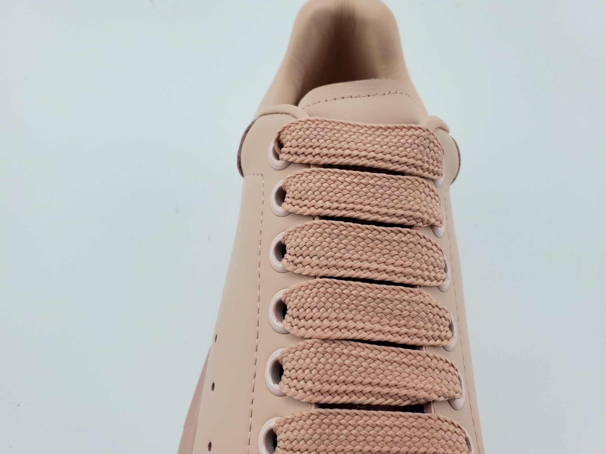 ALEXANDER MCQUEEN Trainers Pink