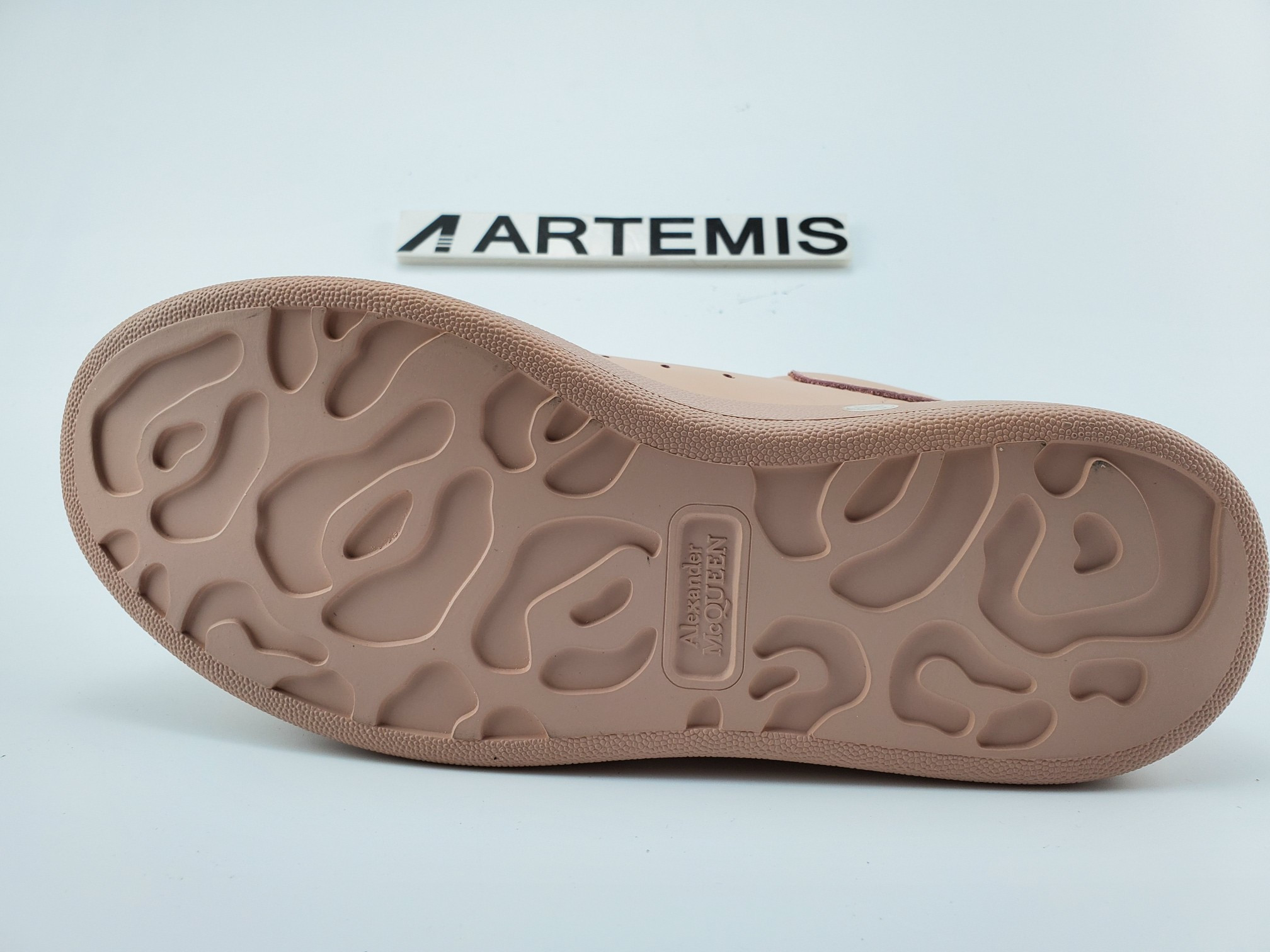 ALEXANDER MCQUEEN Trainers Pink