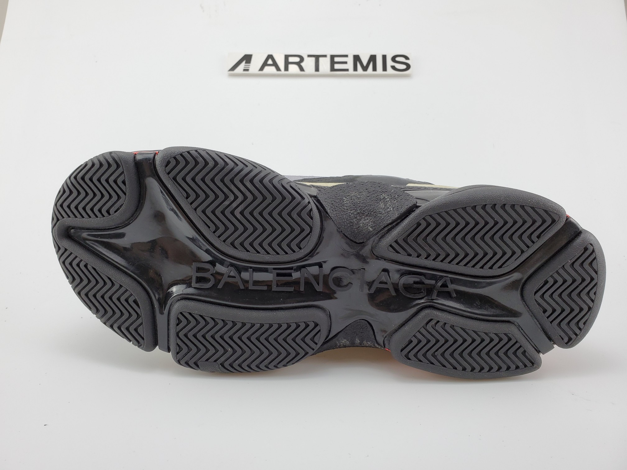 Balenciga Triple S light Grey Red