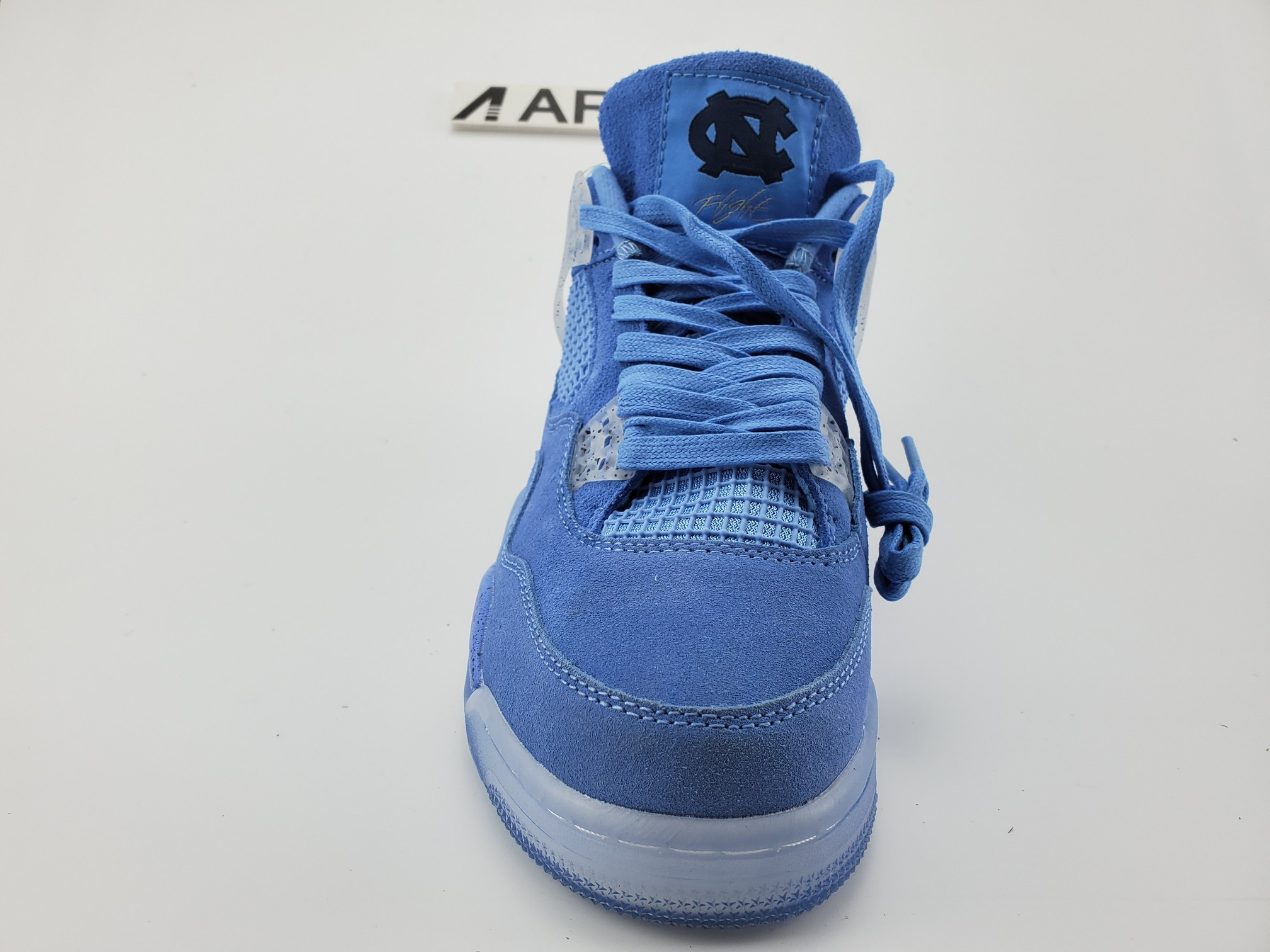 Air Jordan 4 Retro UNC 2019 PE Sky Blue