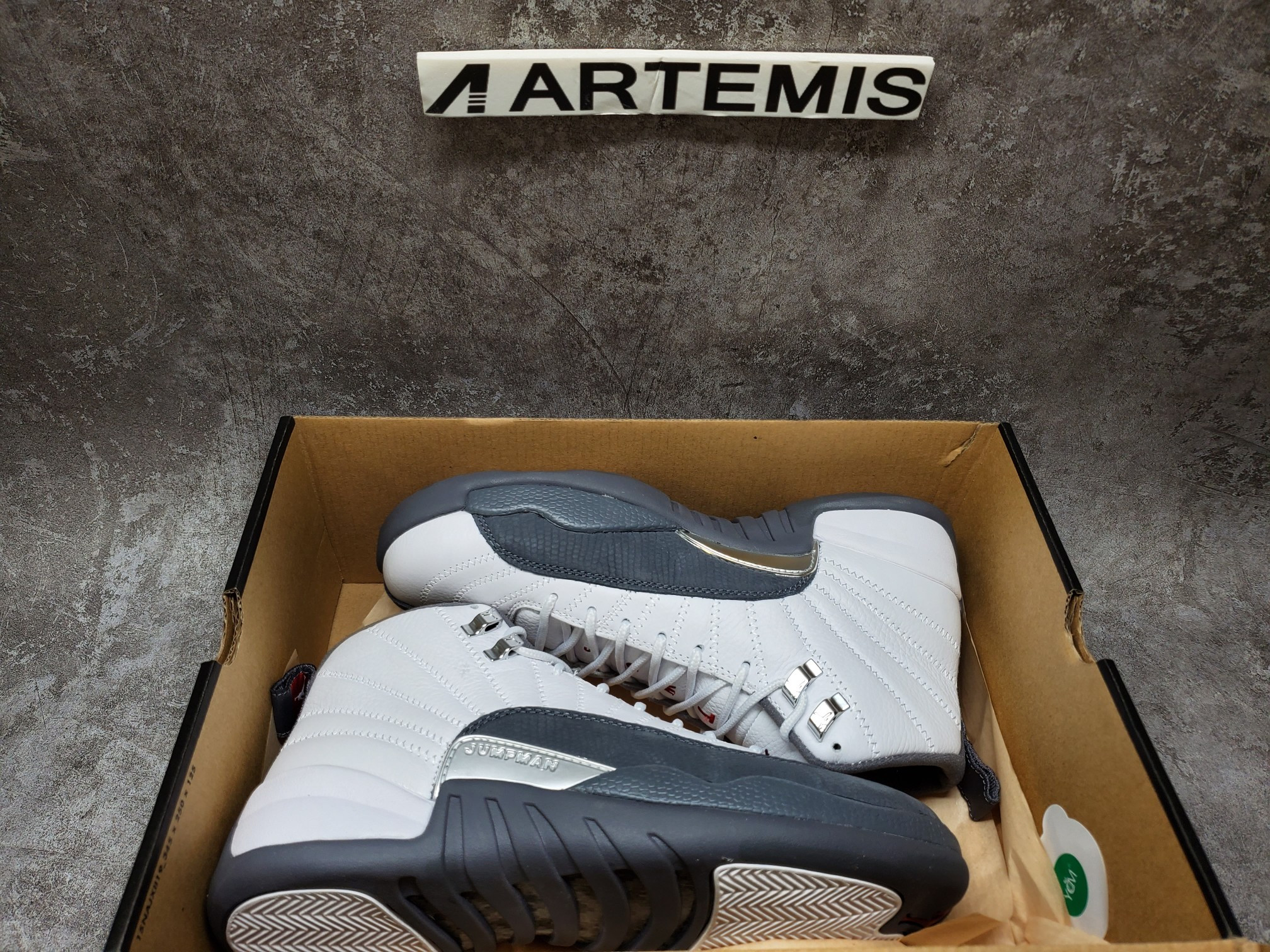 Air Jordan 12 Retro White Dark Grey
