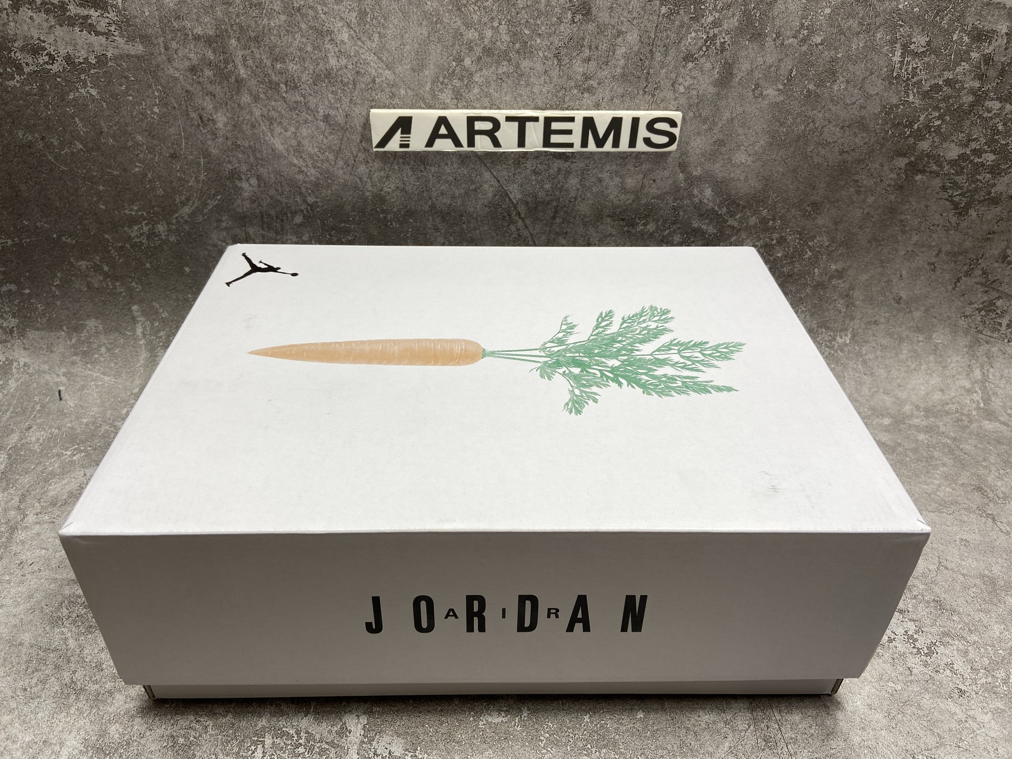 Air Jordan 6 Retro Hare