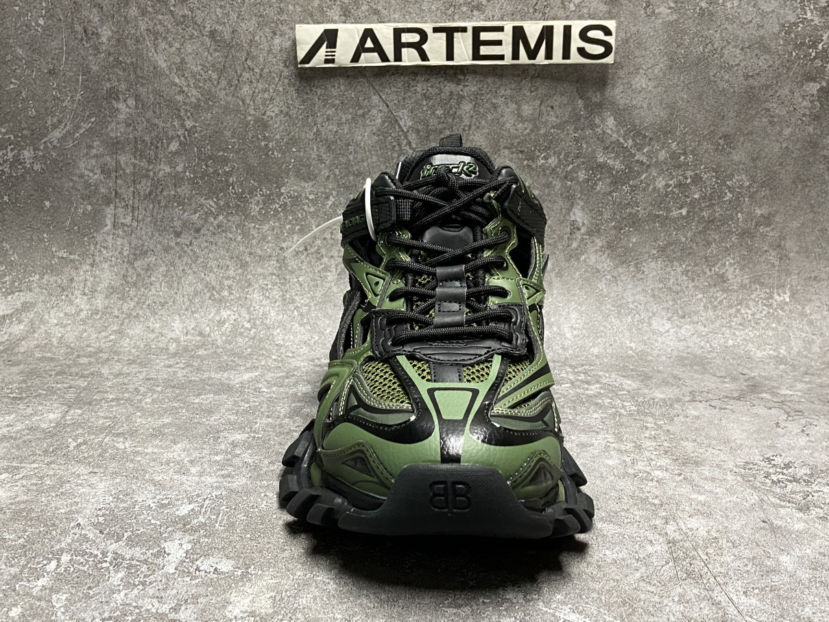 Balenciga Track 5.0 Black Green