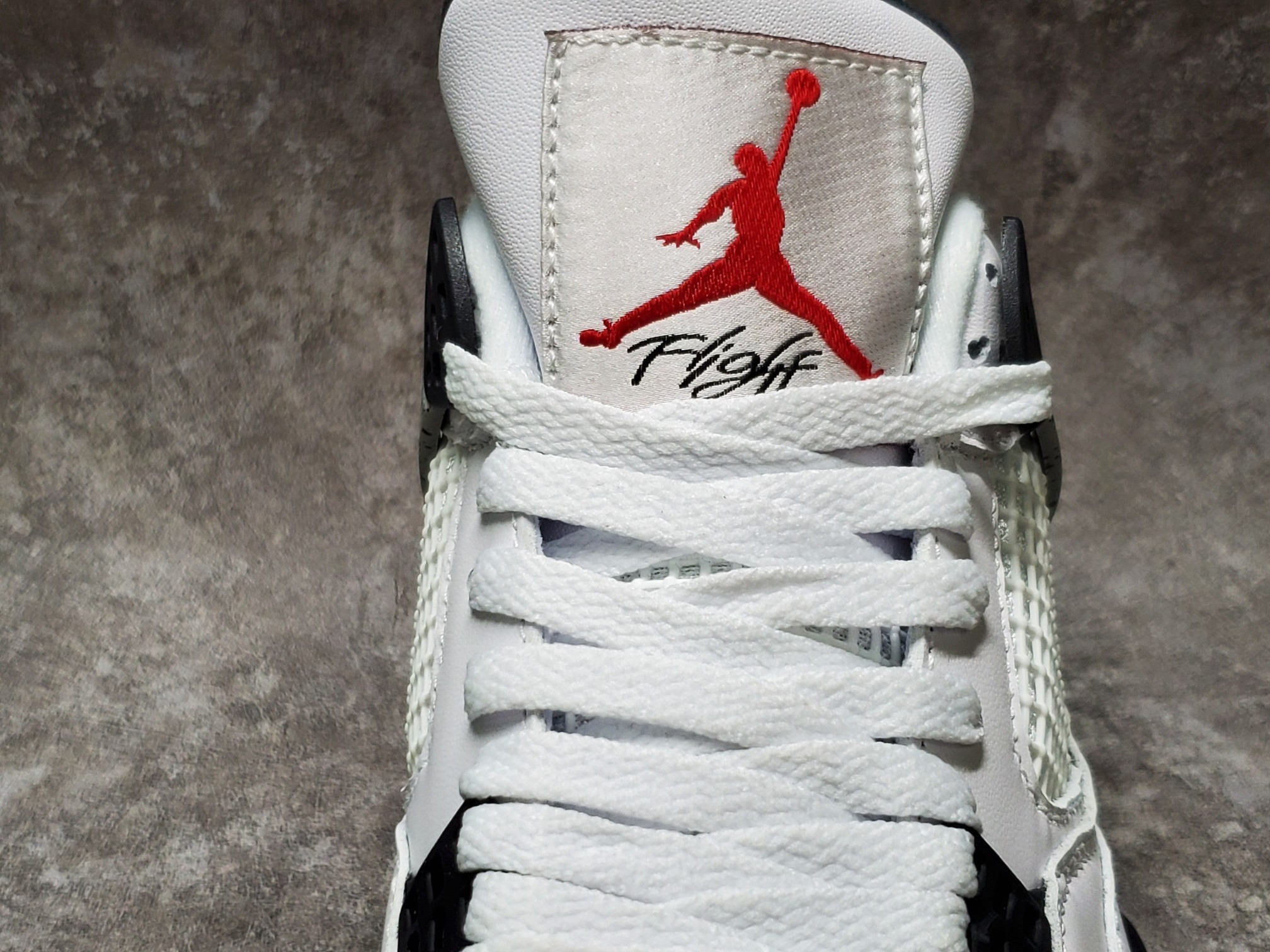 Air Jordan 4 Retro White Cement