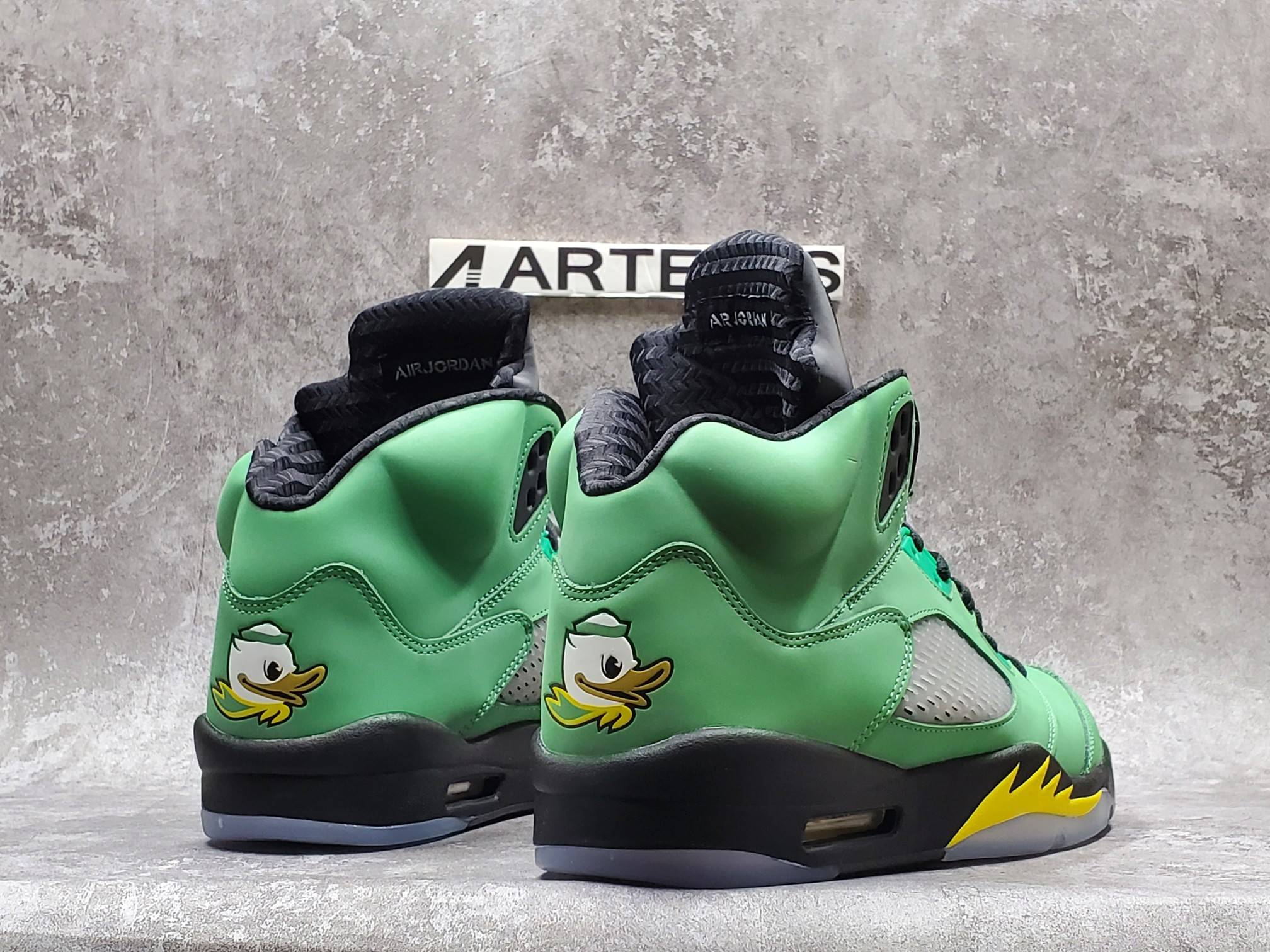Air Jordan 5 Retro Oregon Ducks