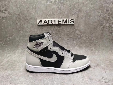 Air Jordan 1 Retro High Black White Light Smoke Grey