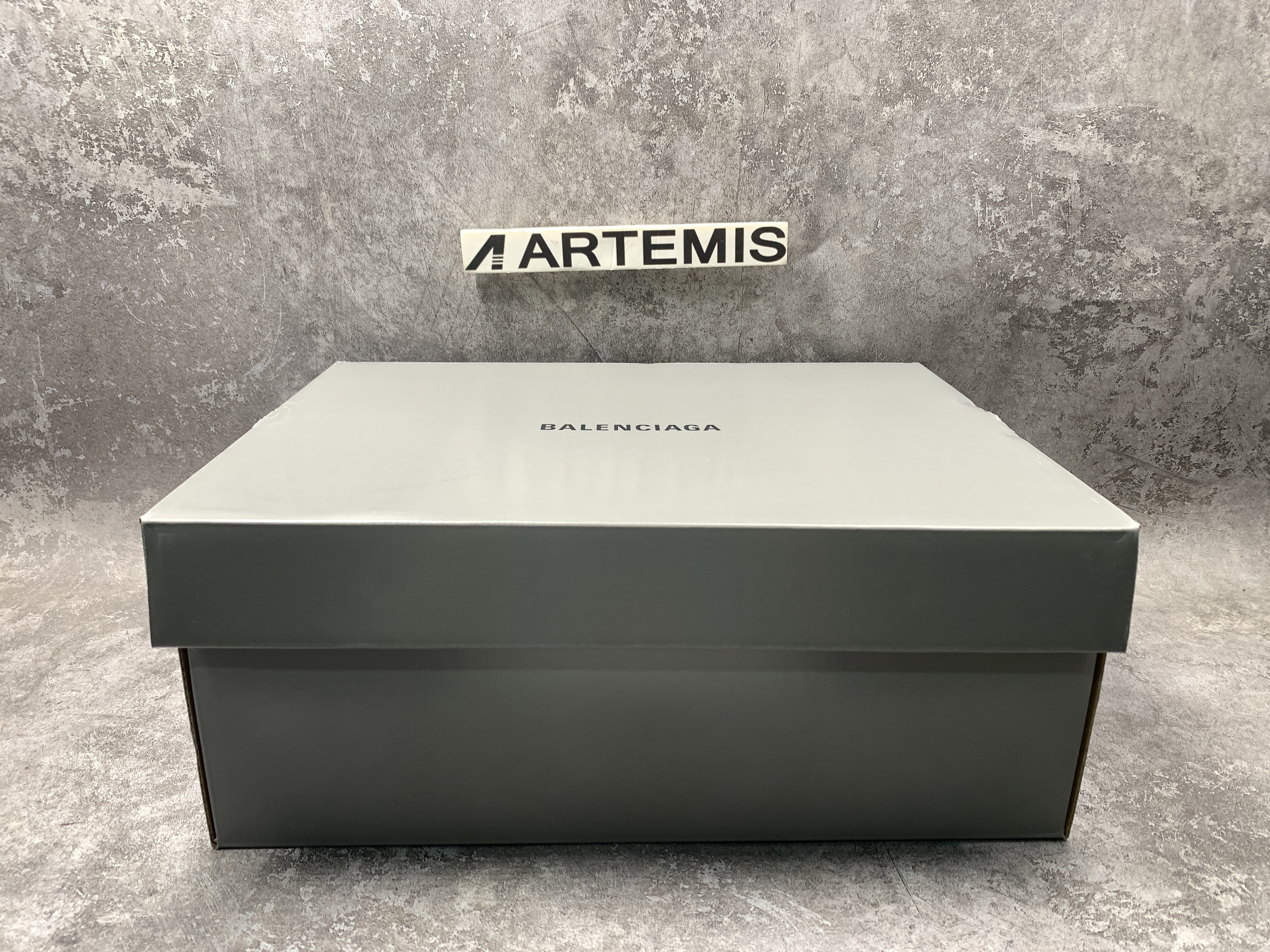 Balenciga Track Mule White