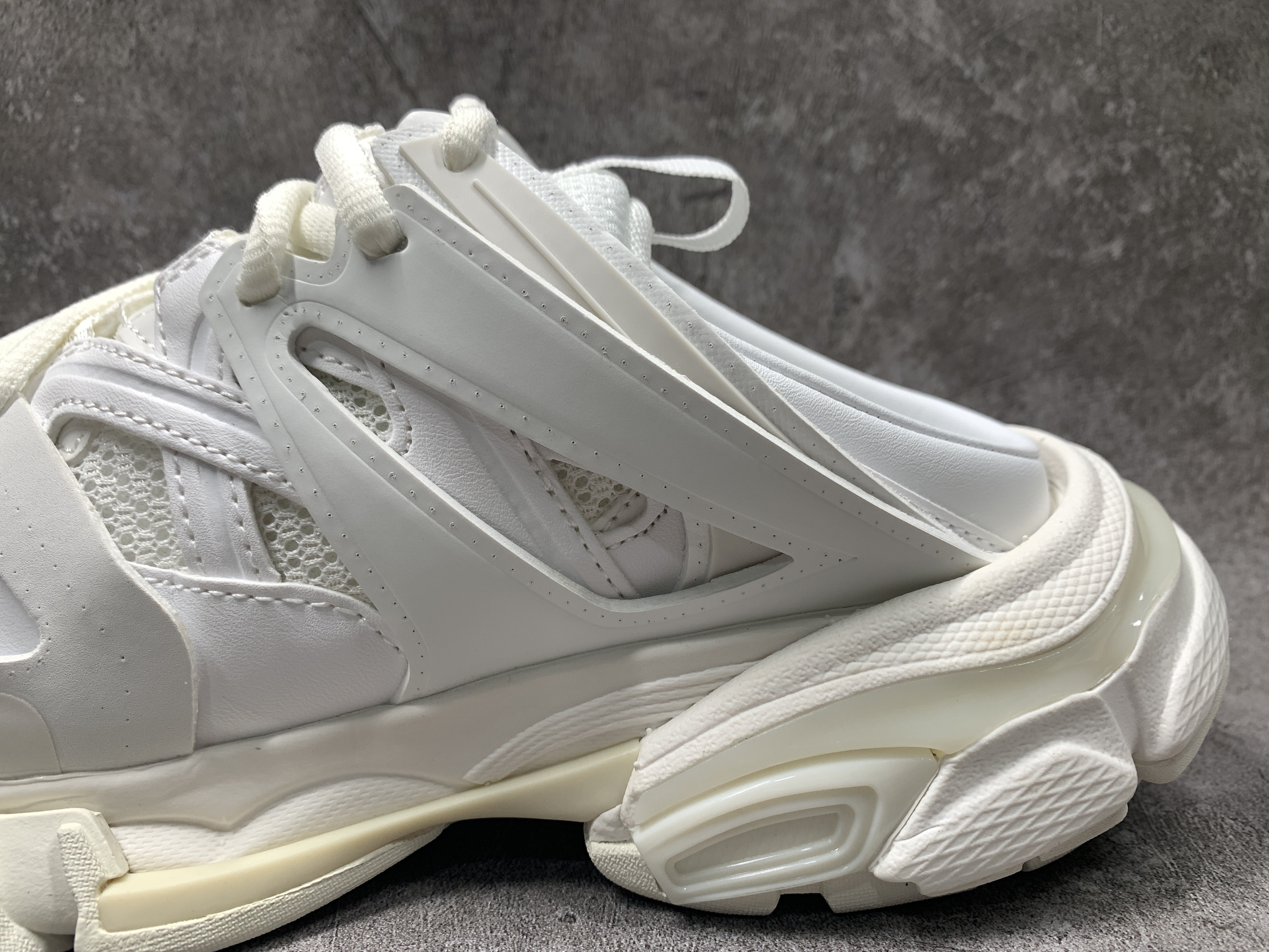 Balenciga Track Mule White