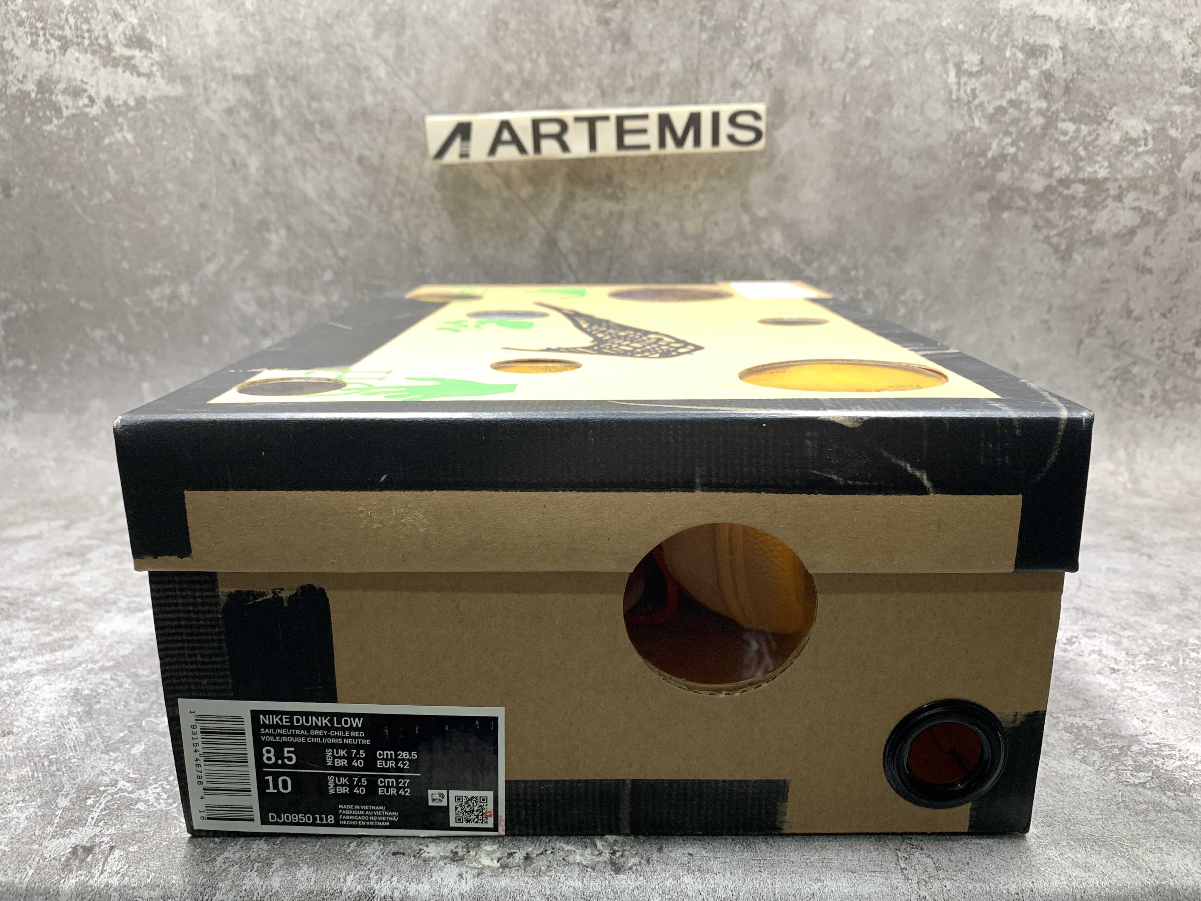 Off-White x Dunk Low Lot 33 of 50