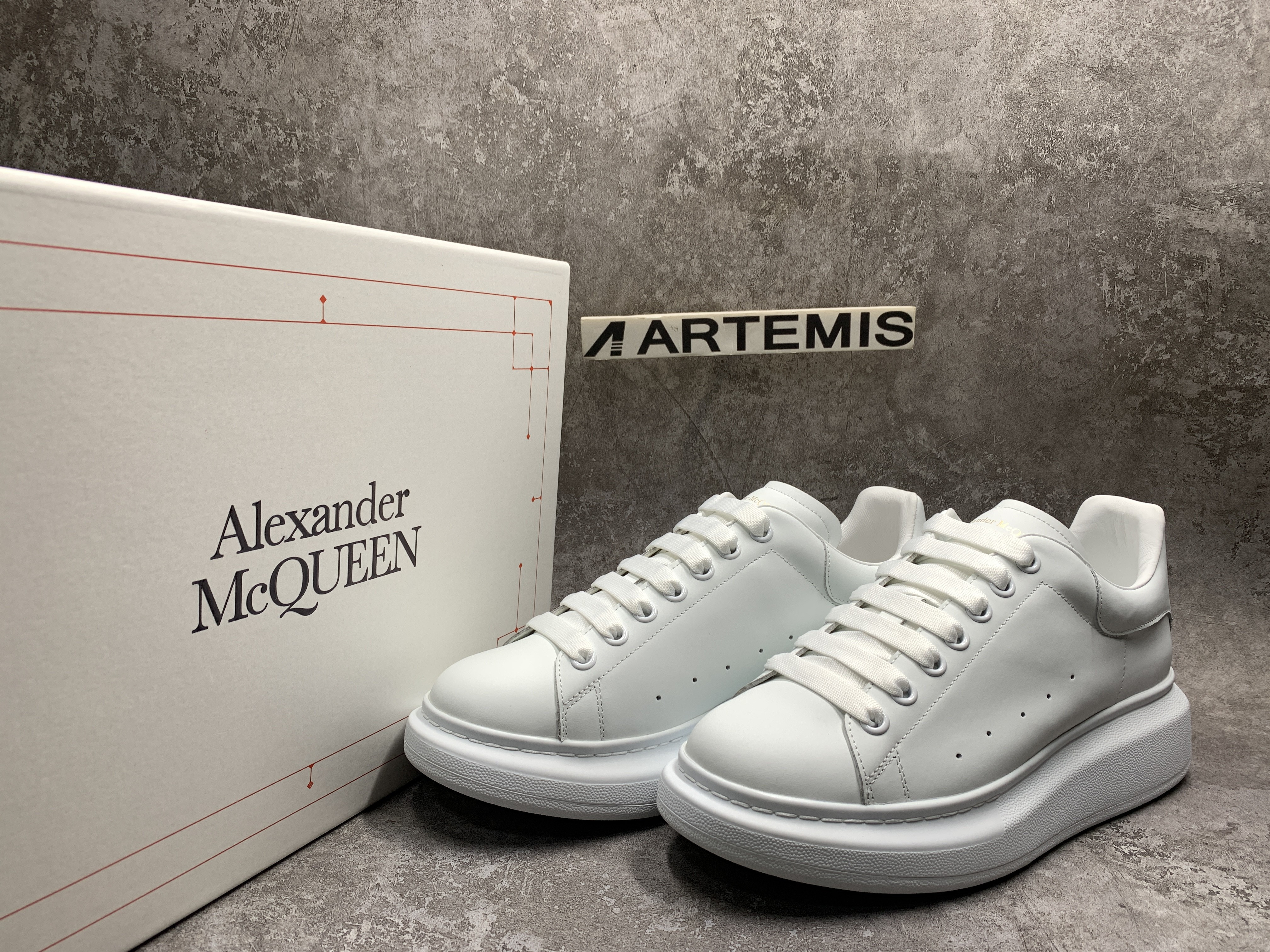 Alexander McQueen Oversized White