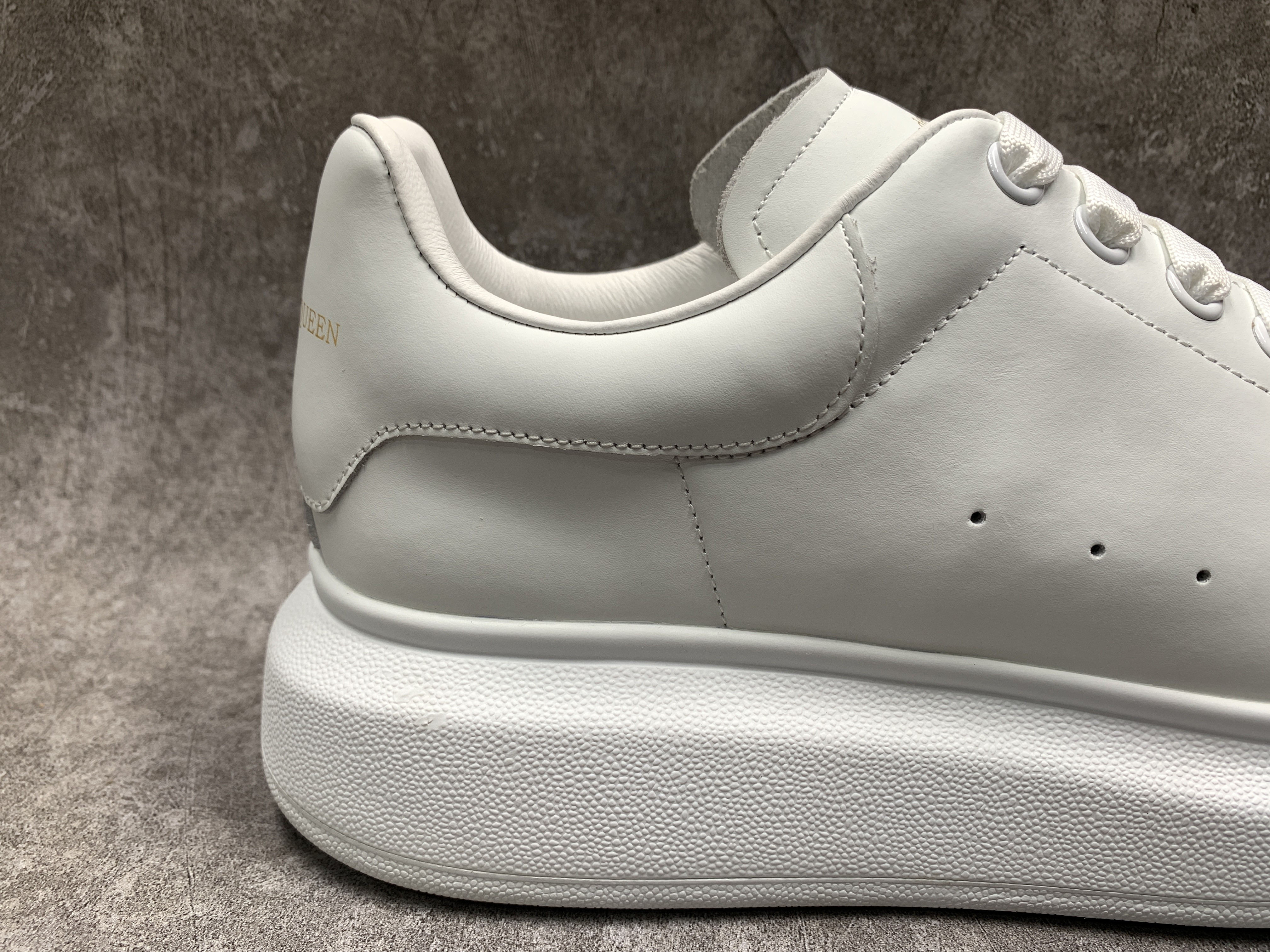 Alexander McQueen Oversized White