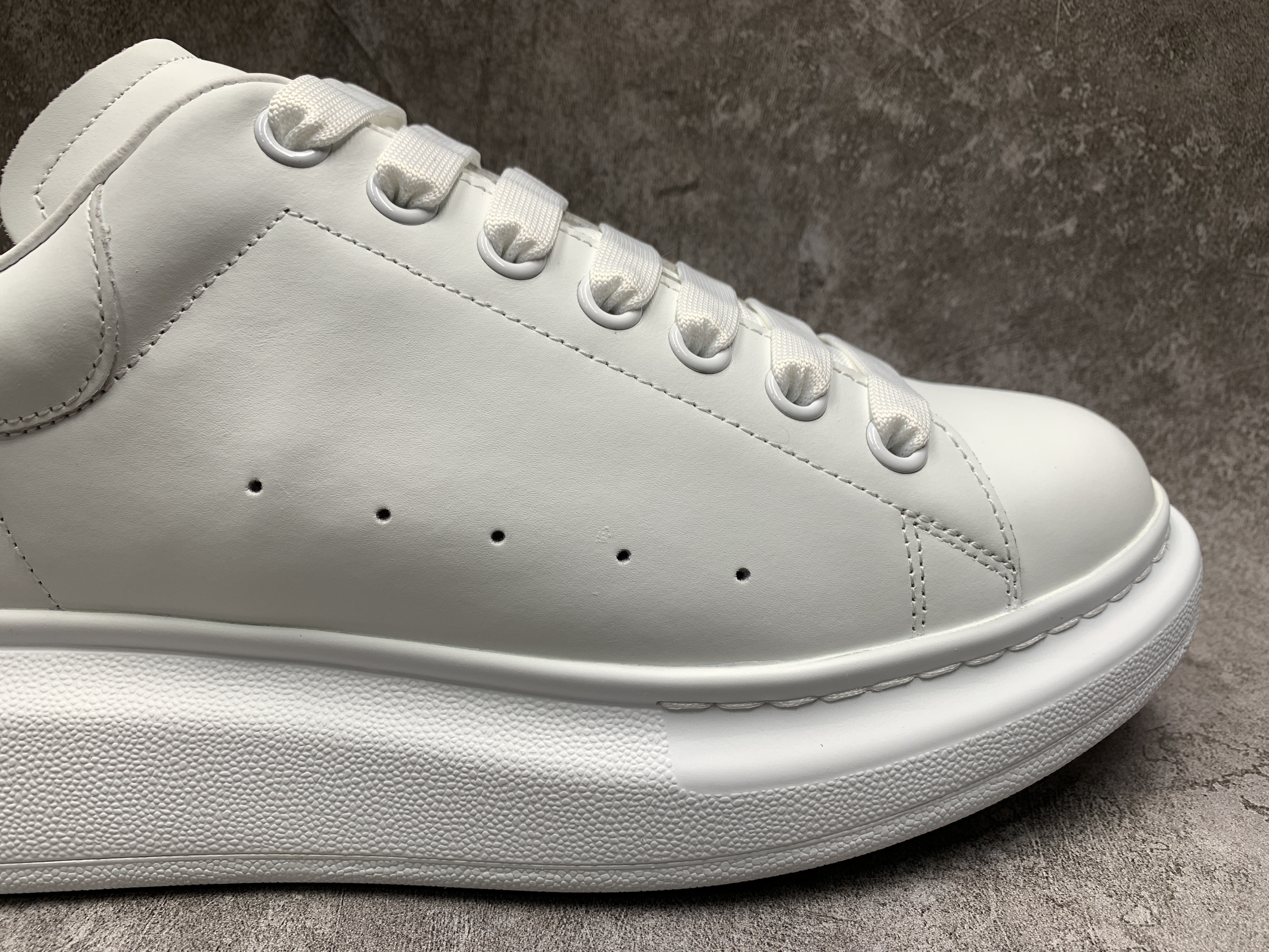 Alexander McQueen Oversized White