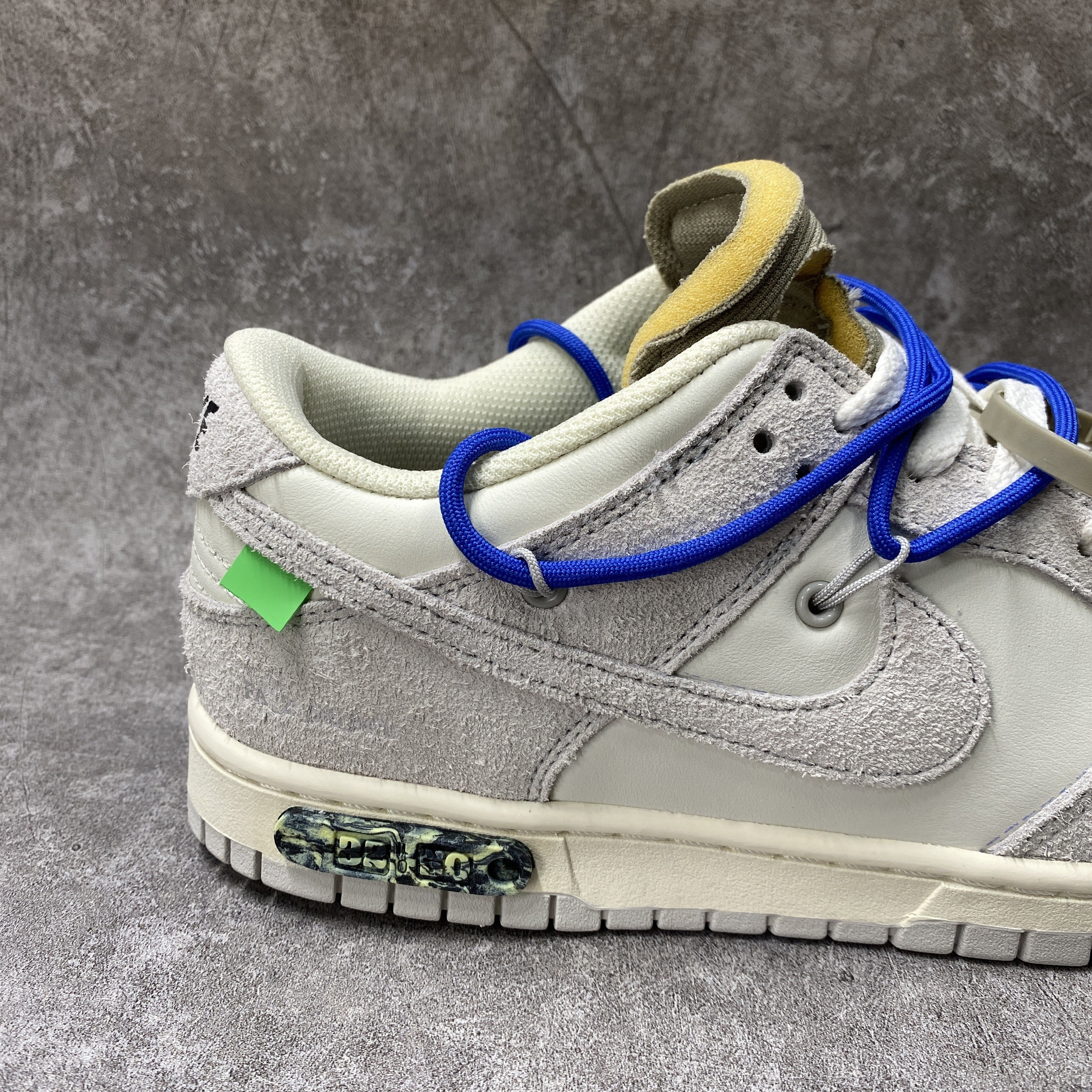Nike Dunk Low Off-White Lot 32