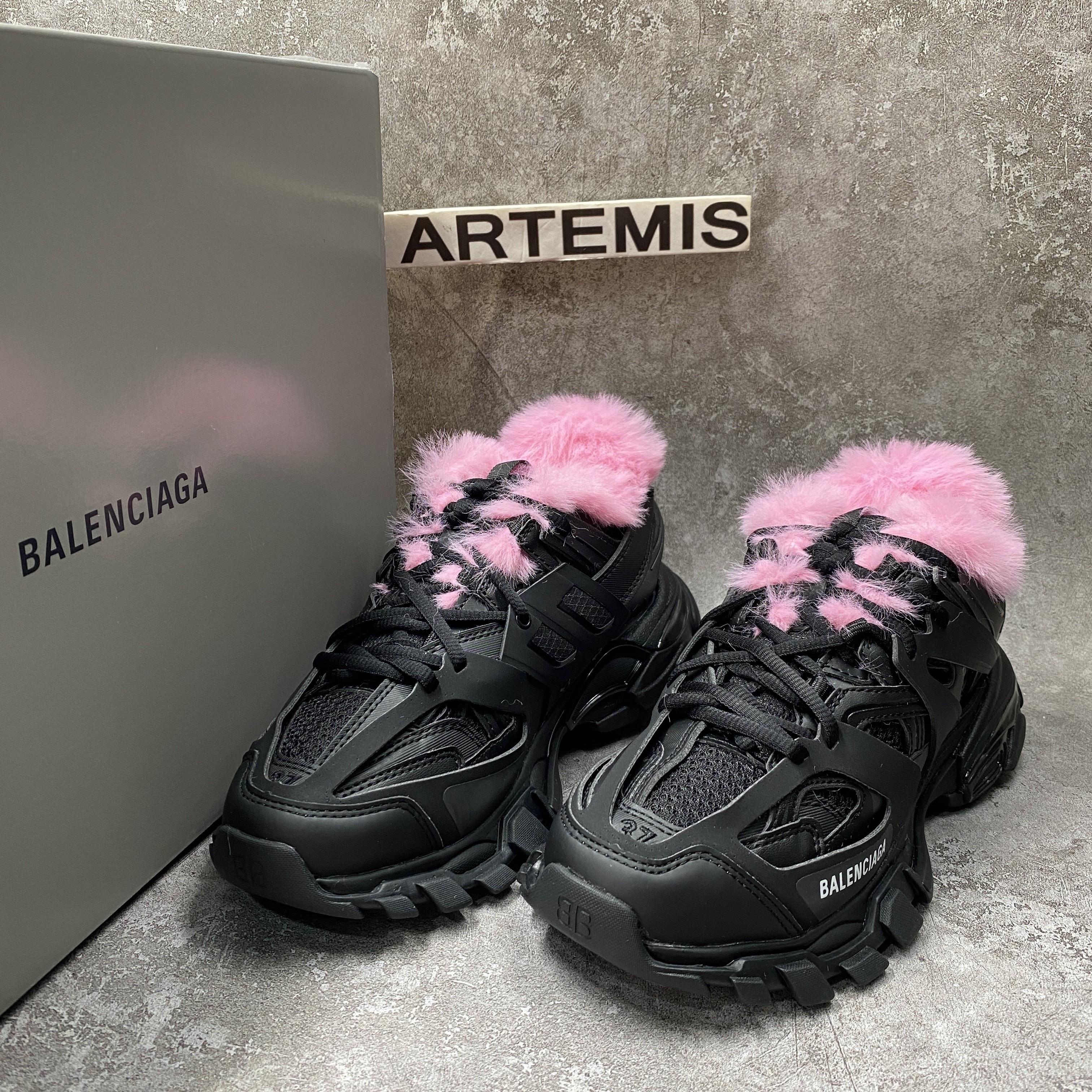 Balenciga Track Sneaker Pink Fur