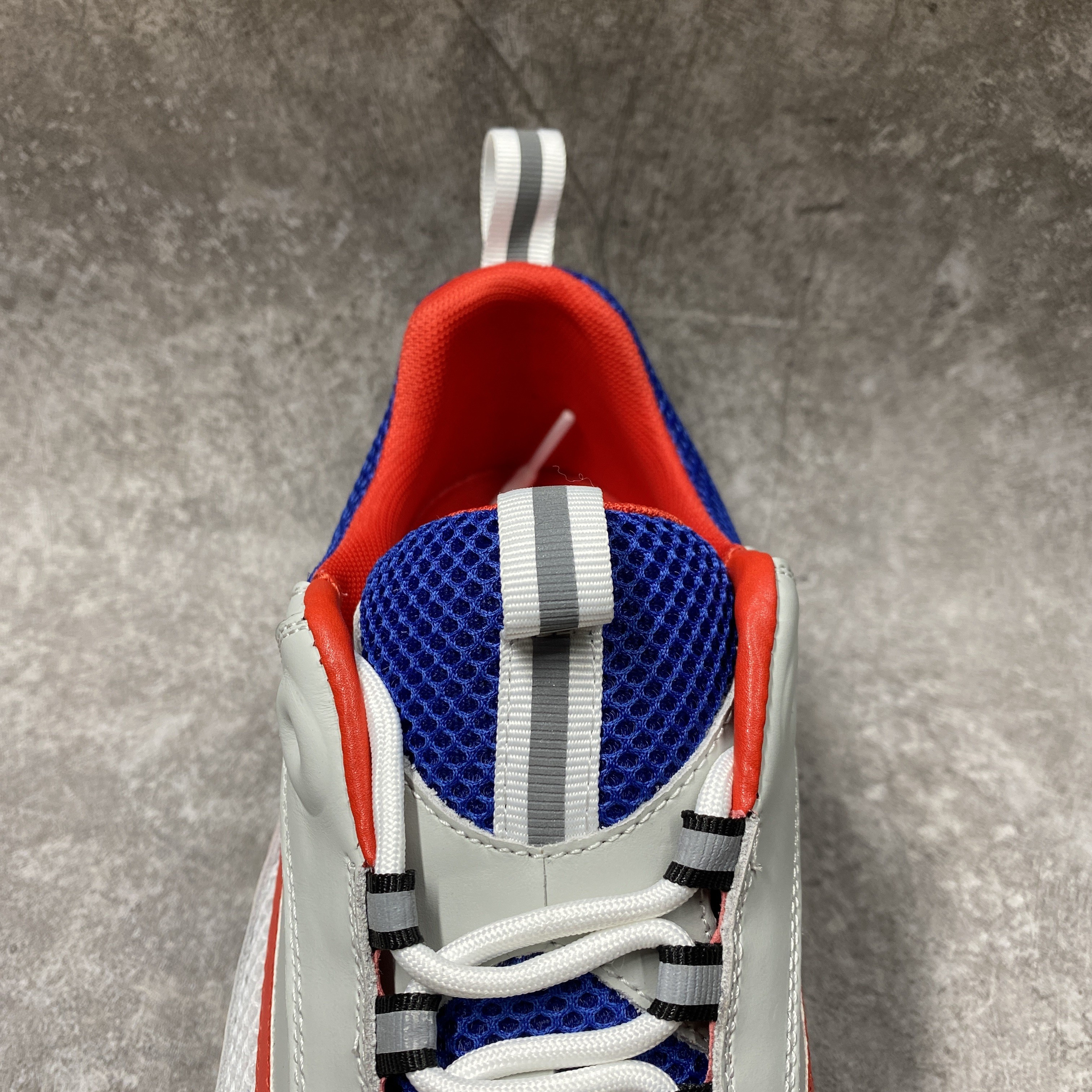 Dior B22 White Red Blue