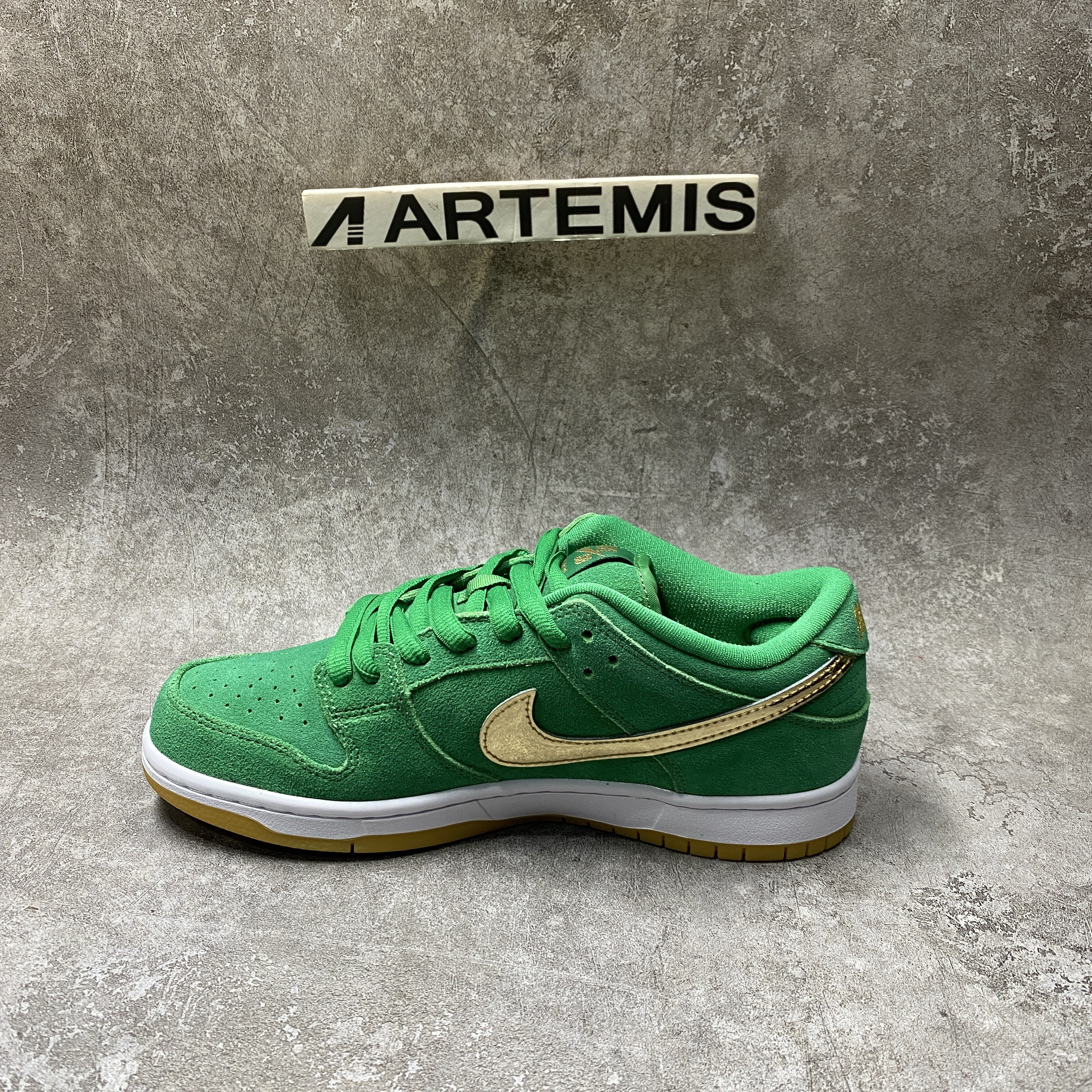 Nike SB Dunk Low Pro St. Patrick