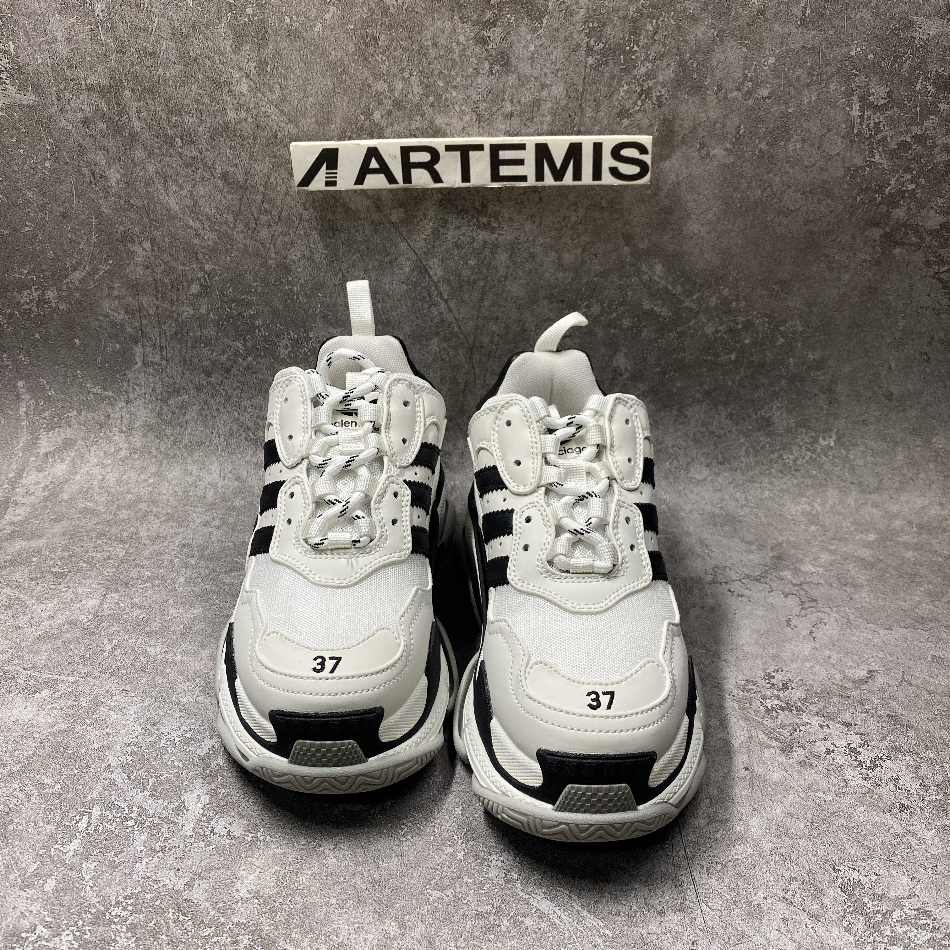 Balenciaga Triple S Sneaker Clearsole Fluo Black White