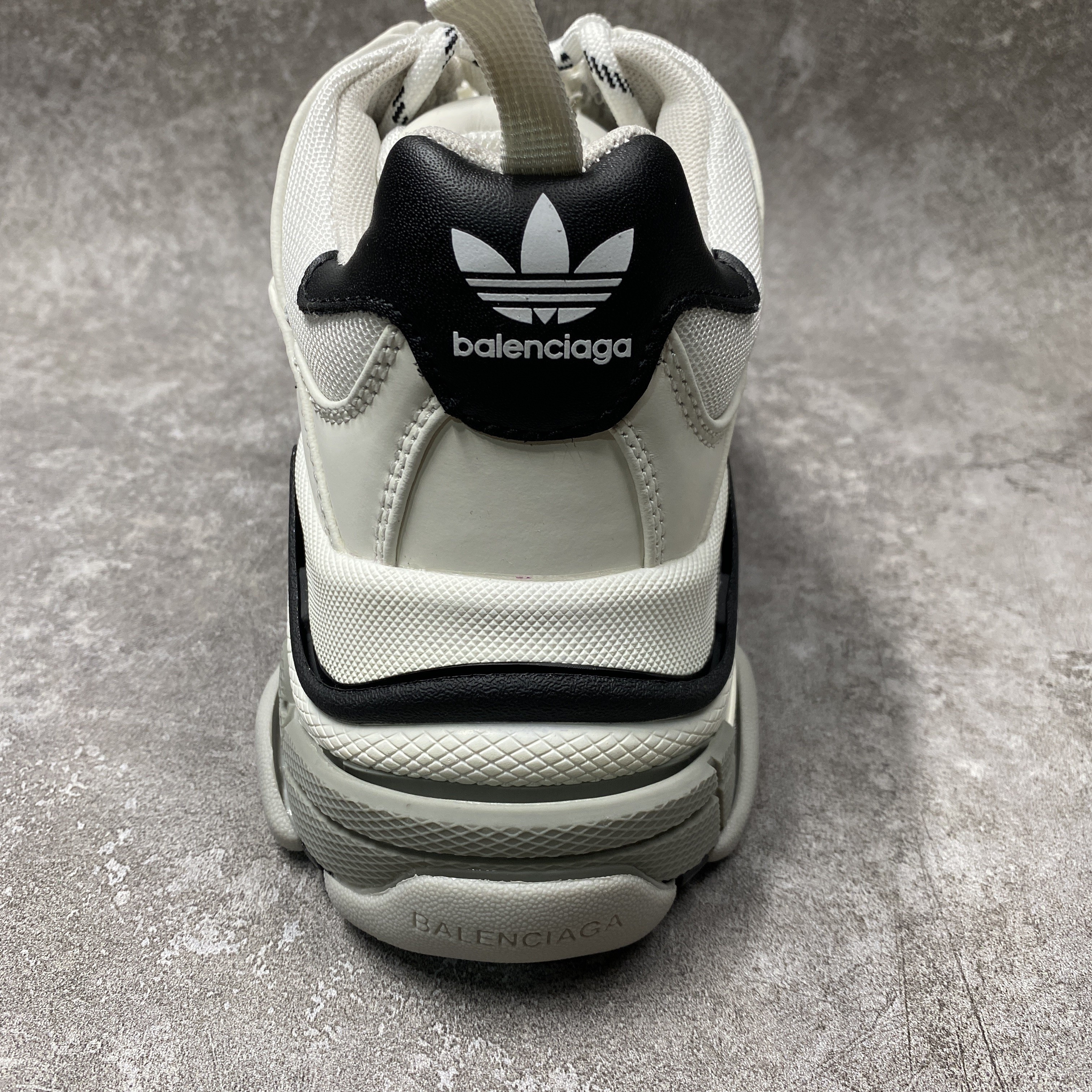 Balenciaga Triple S Sneaker Clearsole Fluo Black White