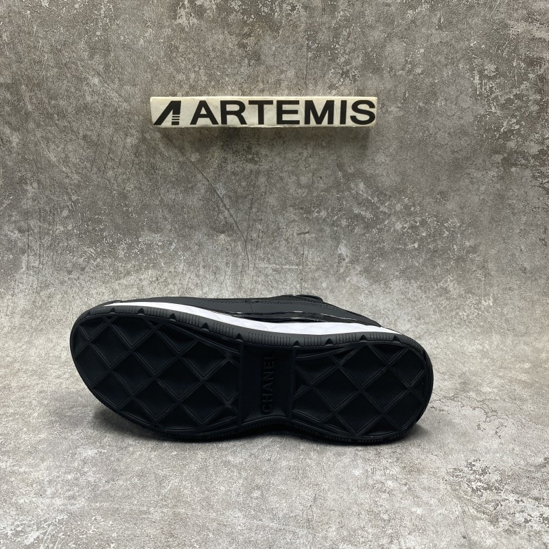 Chanel Low Top Trainer Velvet Black