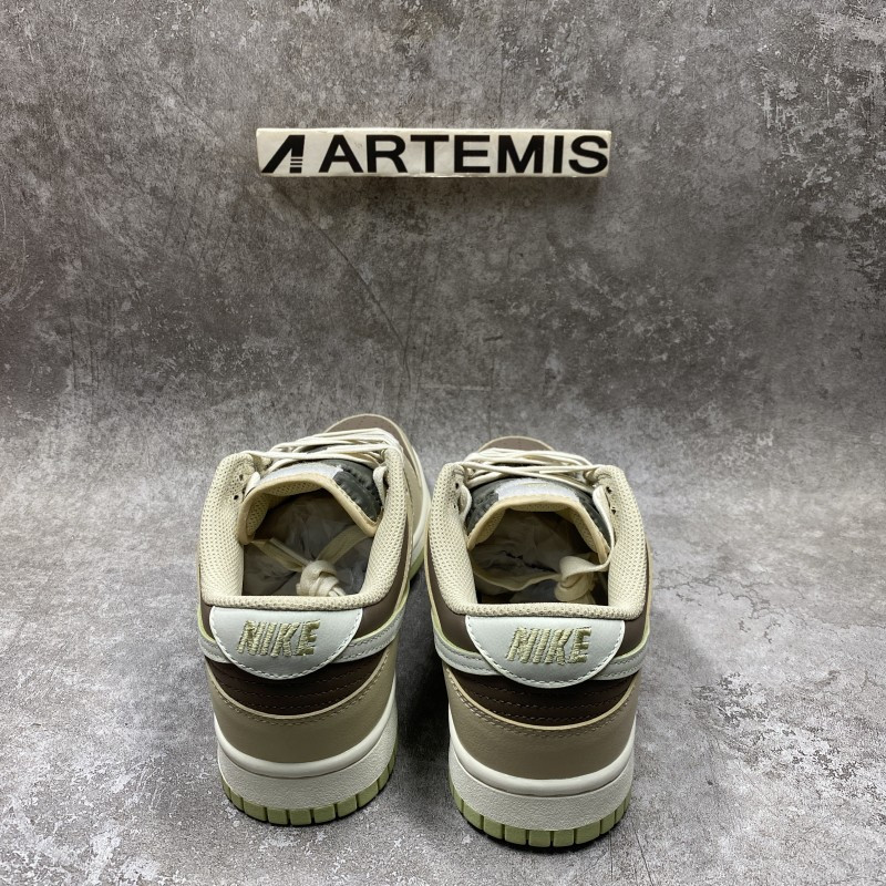 Nike Dunk Low Velcro Tongue