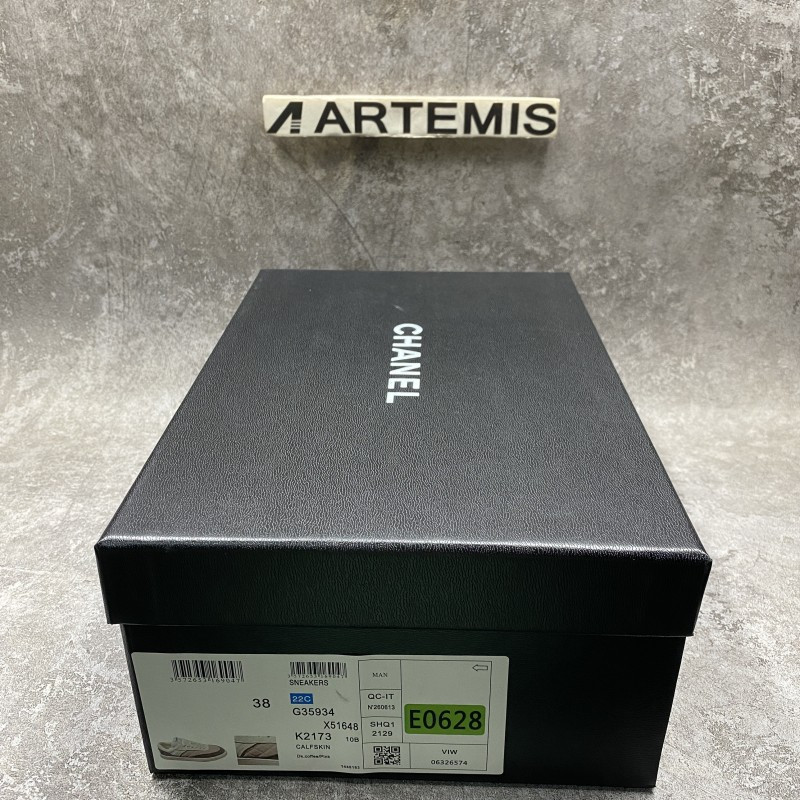 Channel 22C Diamond sports shoes in pink