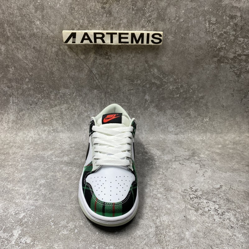 Nike Dunk Low Tartan Plaid